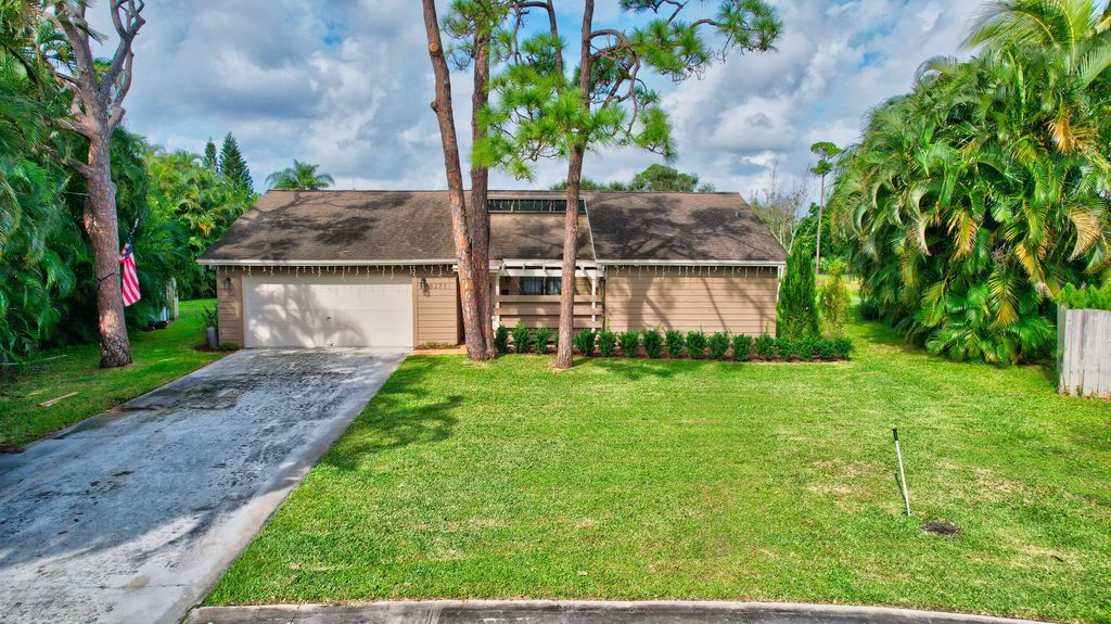 Photo of 9371 Longmeadow Circle, Boynton Beach, FL 33436 (MLS # R10934262)