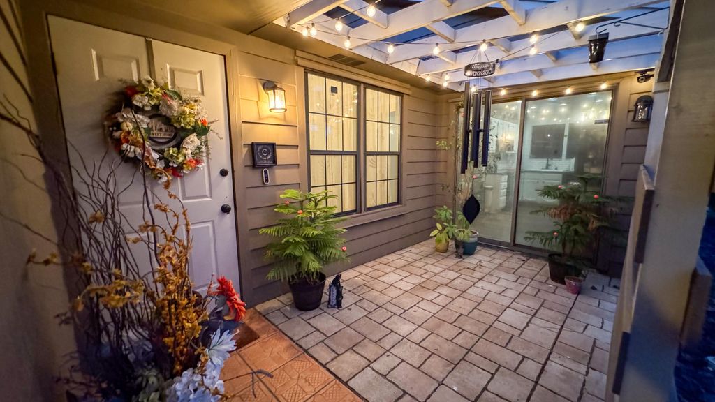 Photo of 9371 Longmeadow Circle, Boynton Beach, FL 33436 (MLS # R10934262)