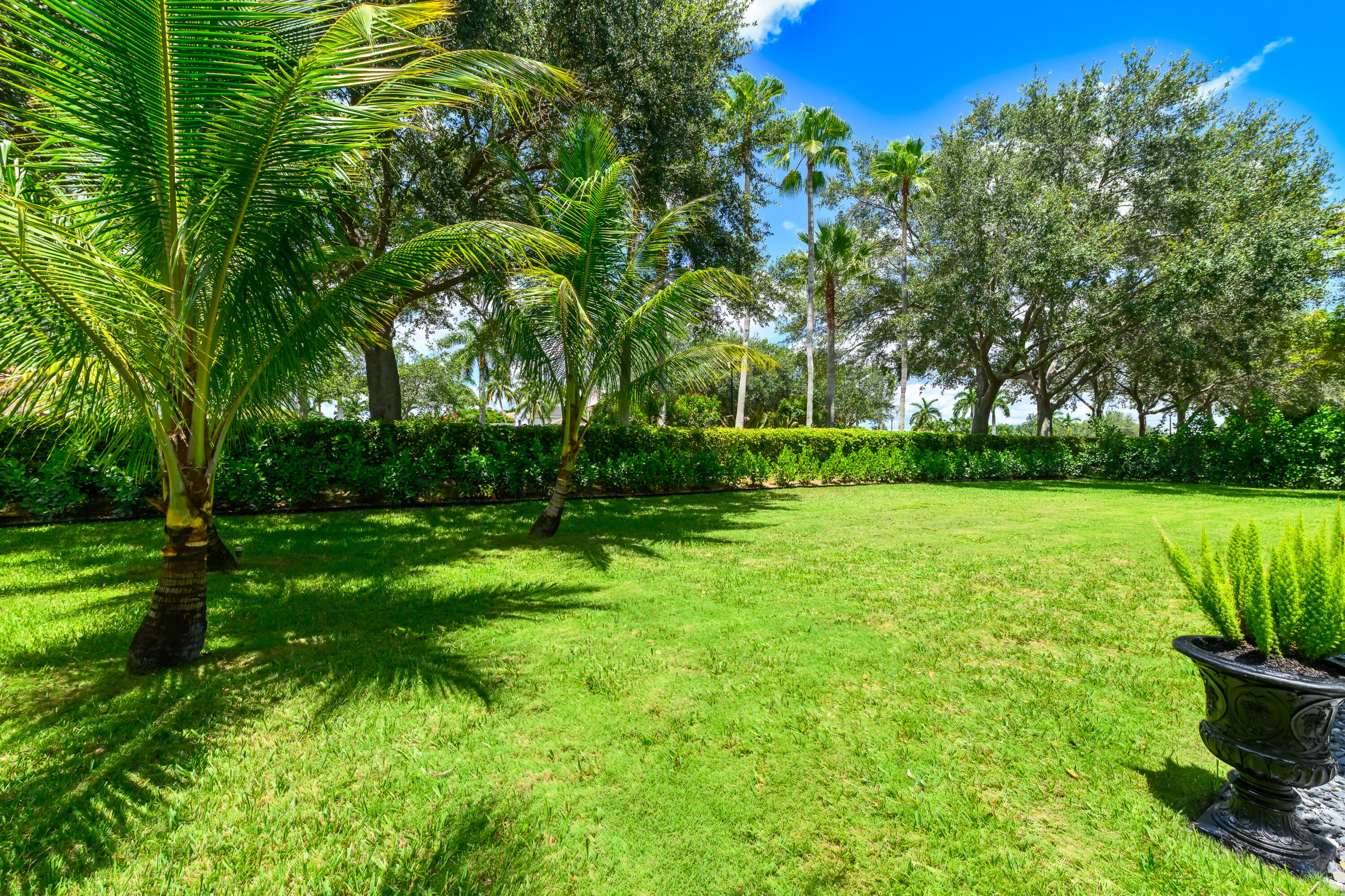 ISLES AT WELLINGTON 6 - Residential