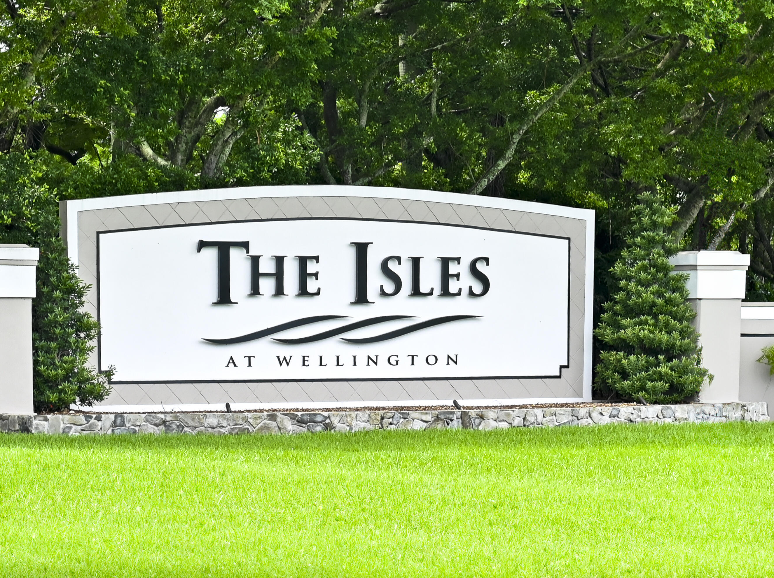 ISLES AT WELLINGTON 6 - Residential