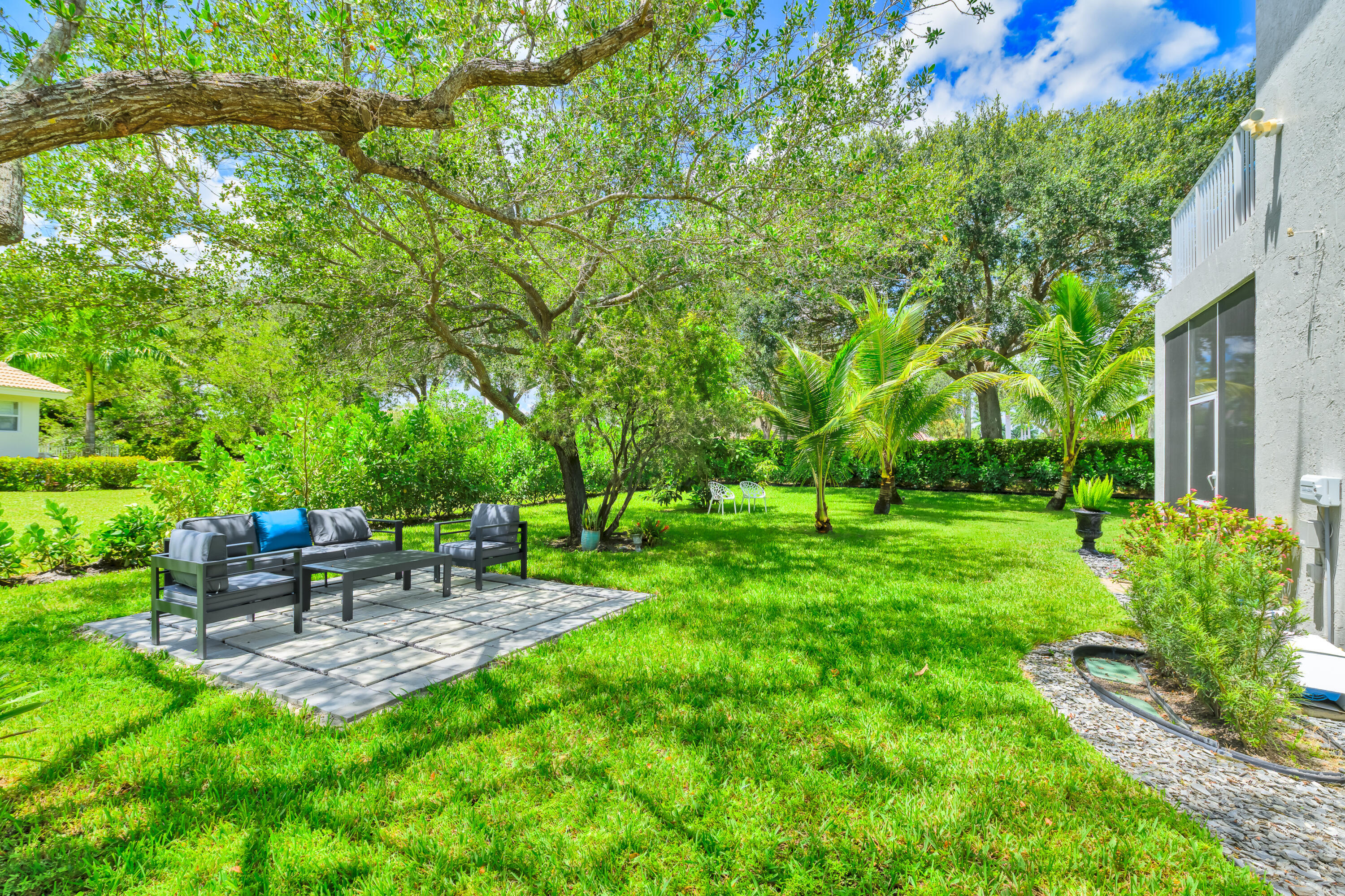 ISLES AT WELLINGTON 6 - Residential