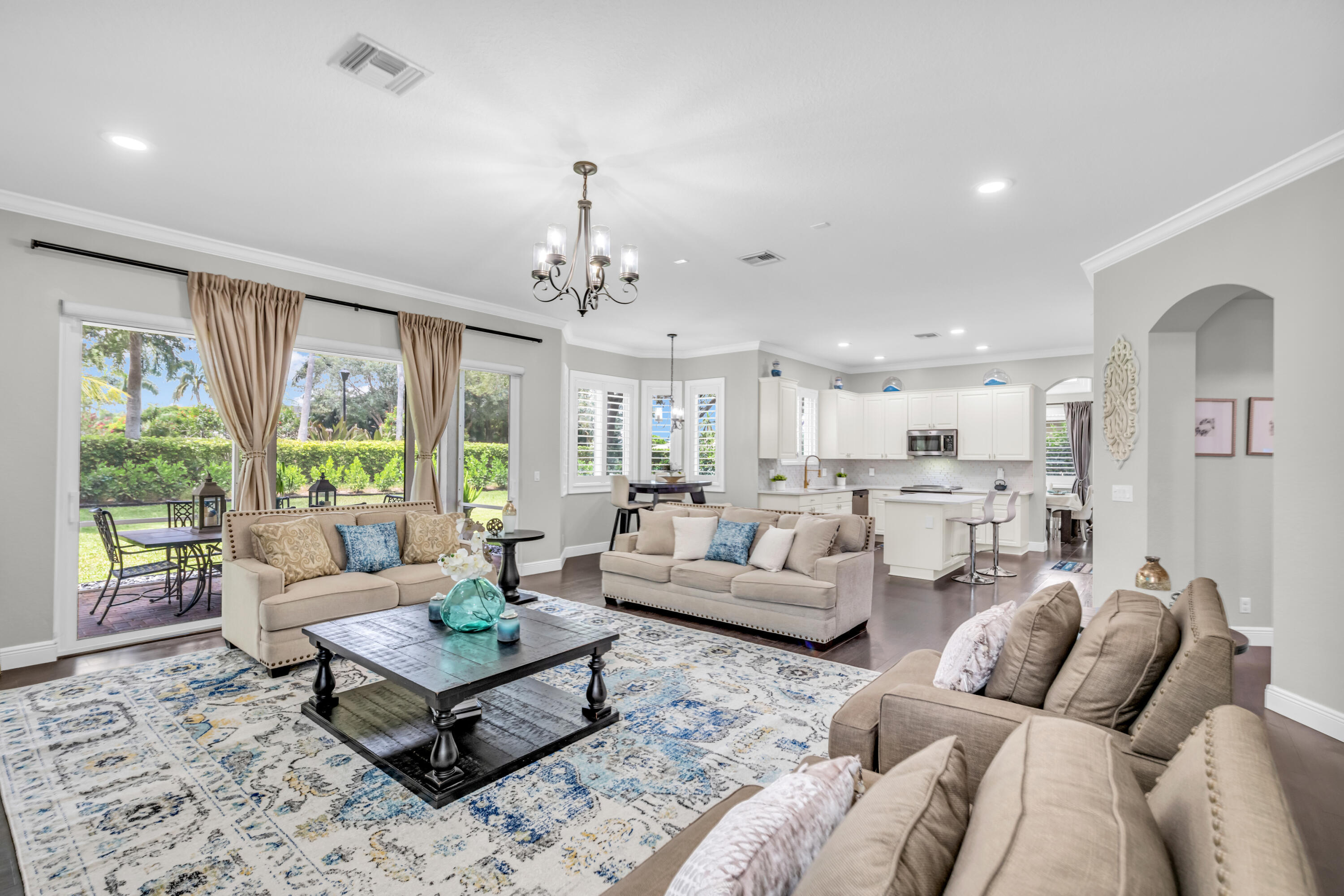 ISLES AT WELLINGTON 6 - Residential