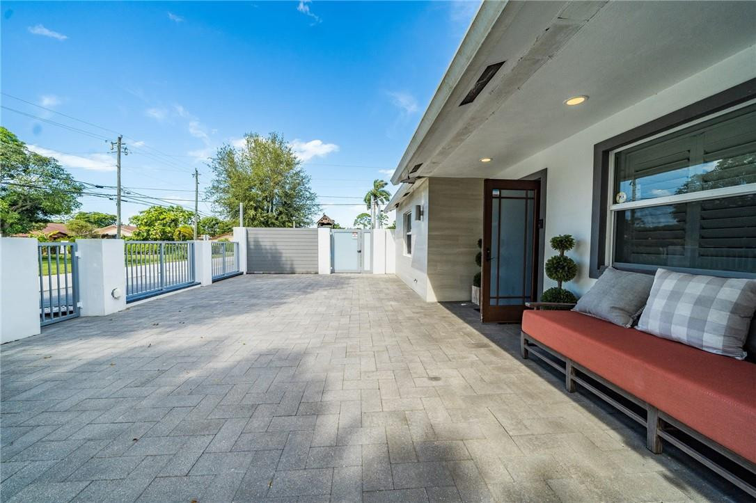 COUNTRY CLUB ACRES 5 - Residential Lease