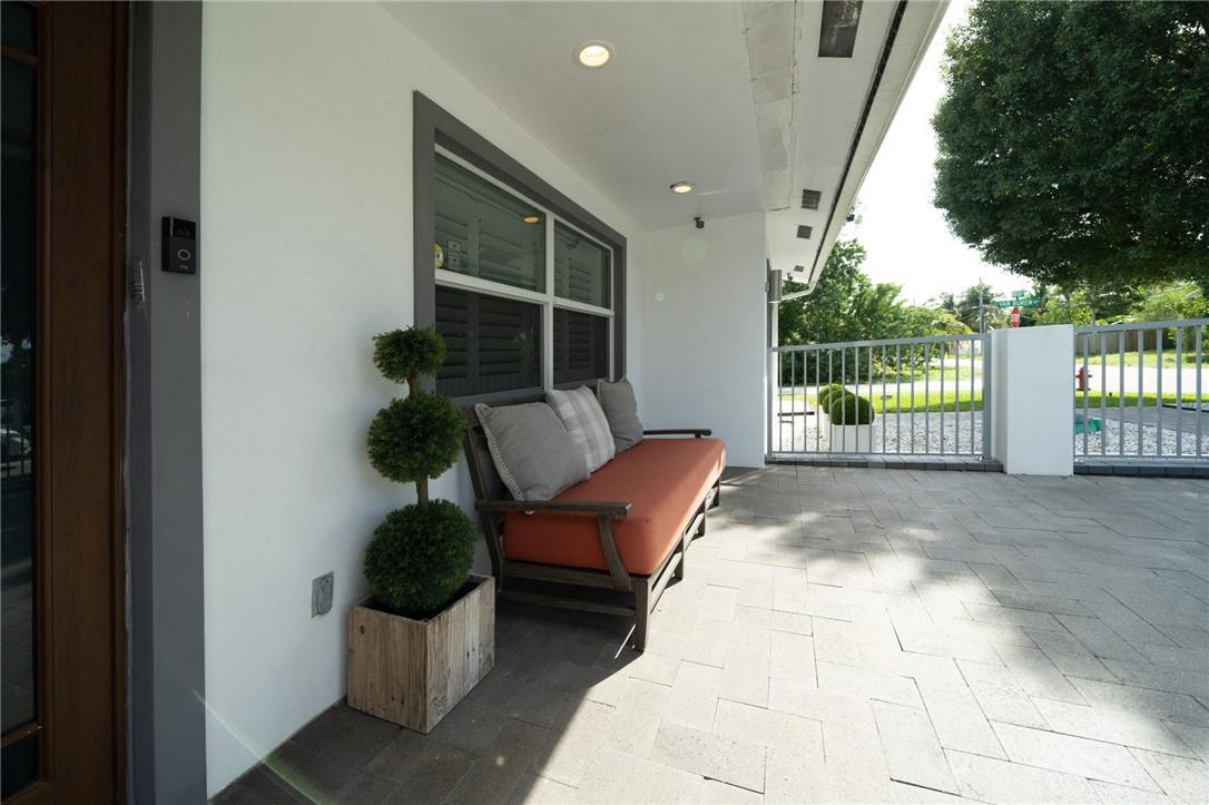 COUNTRY CLUB ACRES 5 - Residential Lease