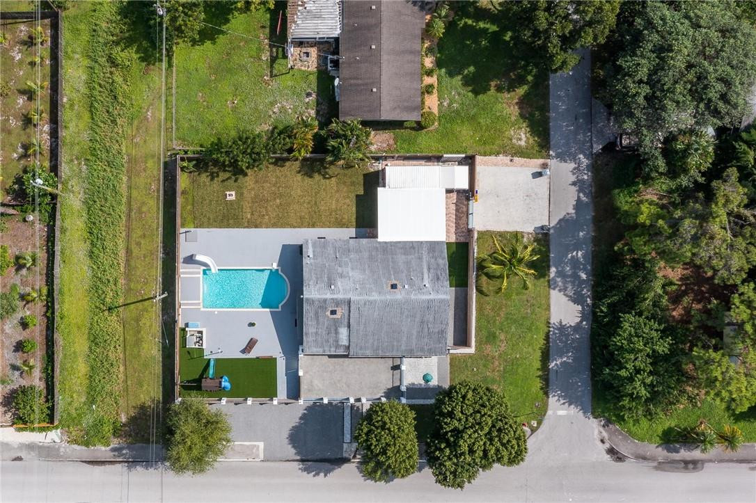 COUNTRY CLUB ACRES 5 - Residential Lease