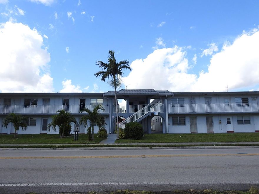 Cozy 1 bedroom 1 bathroom first floor condo with waterview. Spacious with tile throughout. CLOSE TO EVERYTHING : BEACH / MAGIC CITY CASINO / AVENTURA / SOUTH BEACH / SUNLIFE STADIUM/ MARLINS STADIUM / MIAMI INTERNATIONAL AIRPORT / GULFSTREAM RACETRACK & CASINO* BAYSIDE Use attached forms for offers and email offers. Utilities will not be turned on by seller. Sold as-is. Seller/broker has no prior property history, disclosures available. Seller and listing agent do not have title or lien search. Buyer/buyer's agent responsible to call city and verify any potential violations, open permits, etc. Per Association 55+ building, no rentals first 2 years, no pets. Recently was informed that building has an violation and am in the process of deterimining that accuracy and if the HOA is curing.