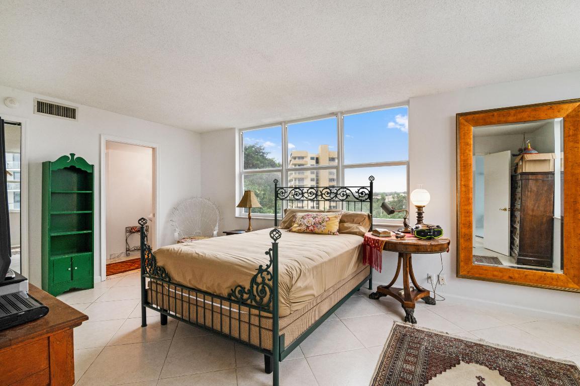 CLARIDGE CONDO - Residential Lease