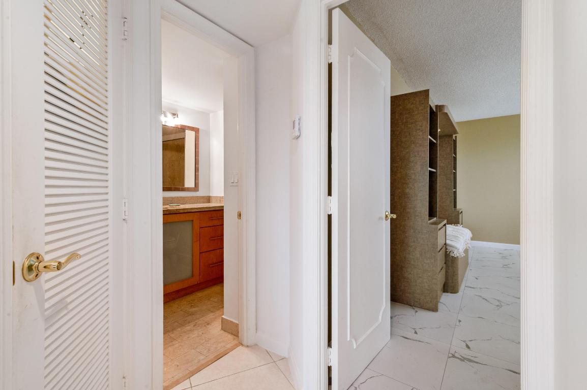 CLARIDGE CONDO - Residential Lease