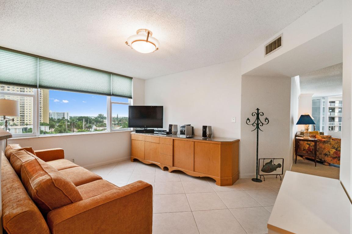 CLARIDGE CONDO - Residential Lease