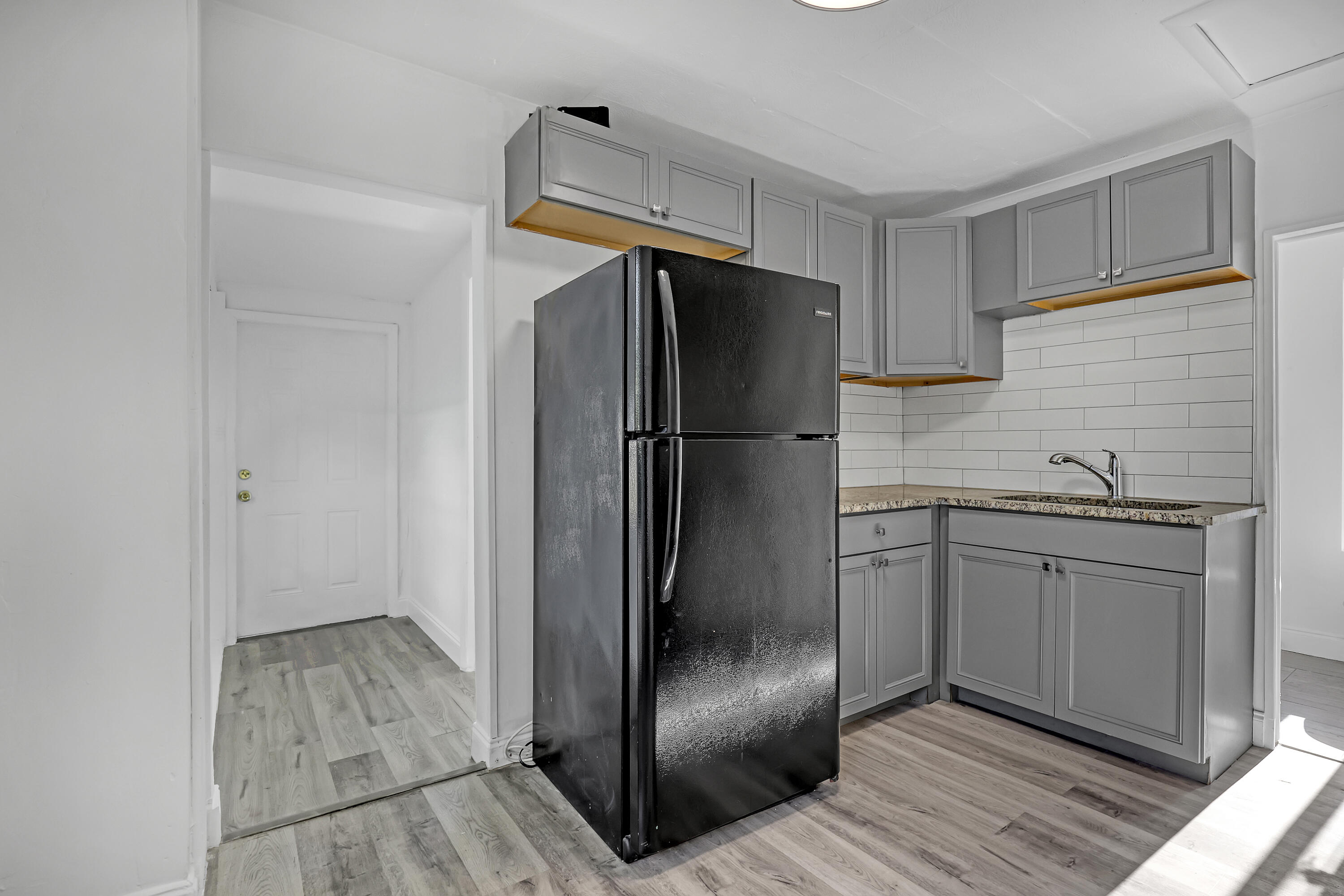 INLET GROVE IN PB 6 P 87 & PB 8 P 14 - Residential Income