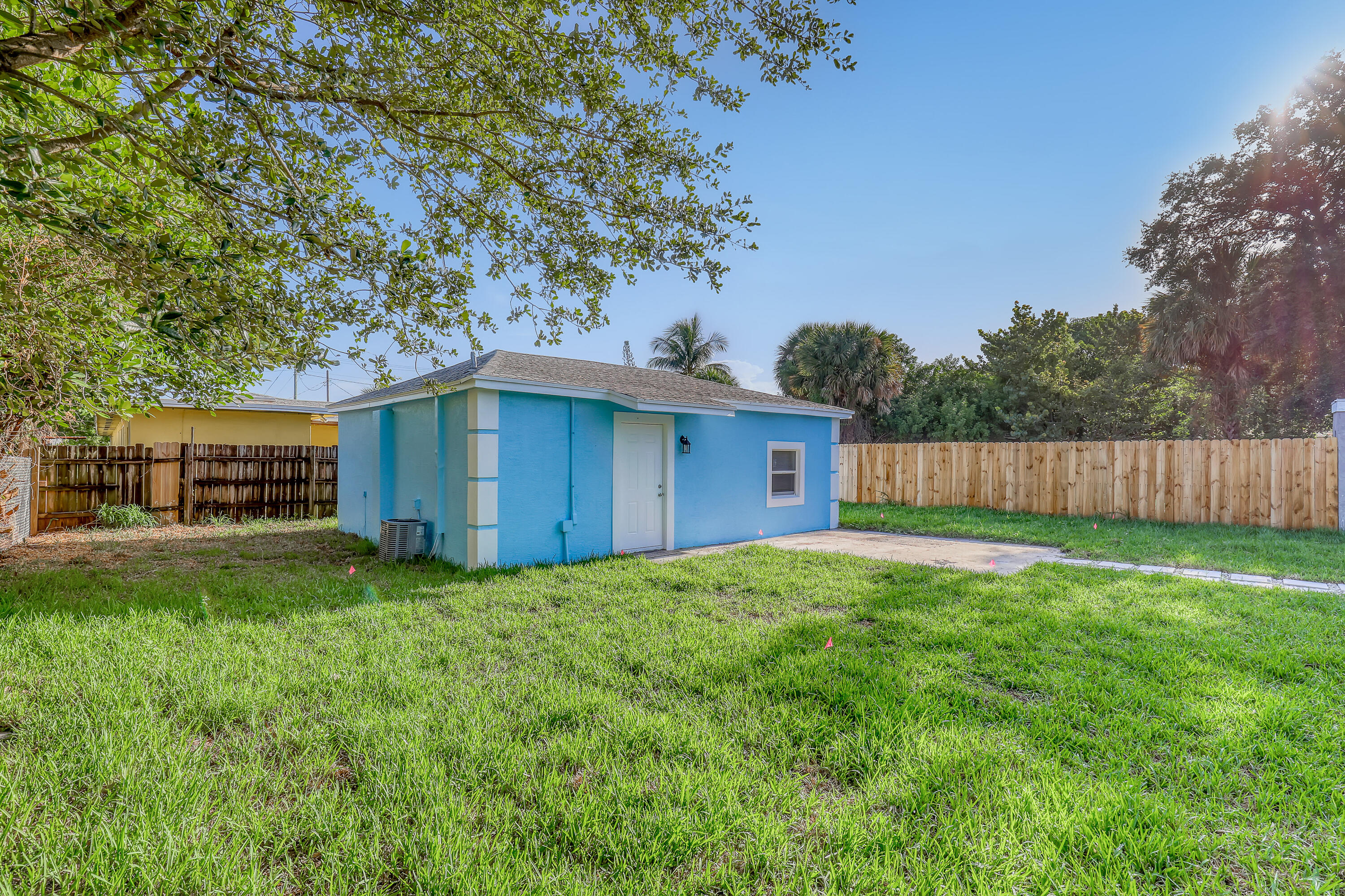 INLET GROVE IN PB 6 P 87 & PB 8 P 14 - Residential Income