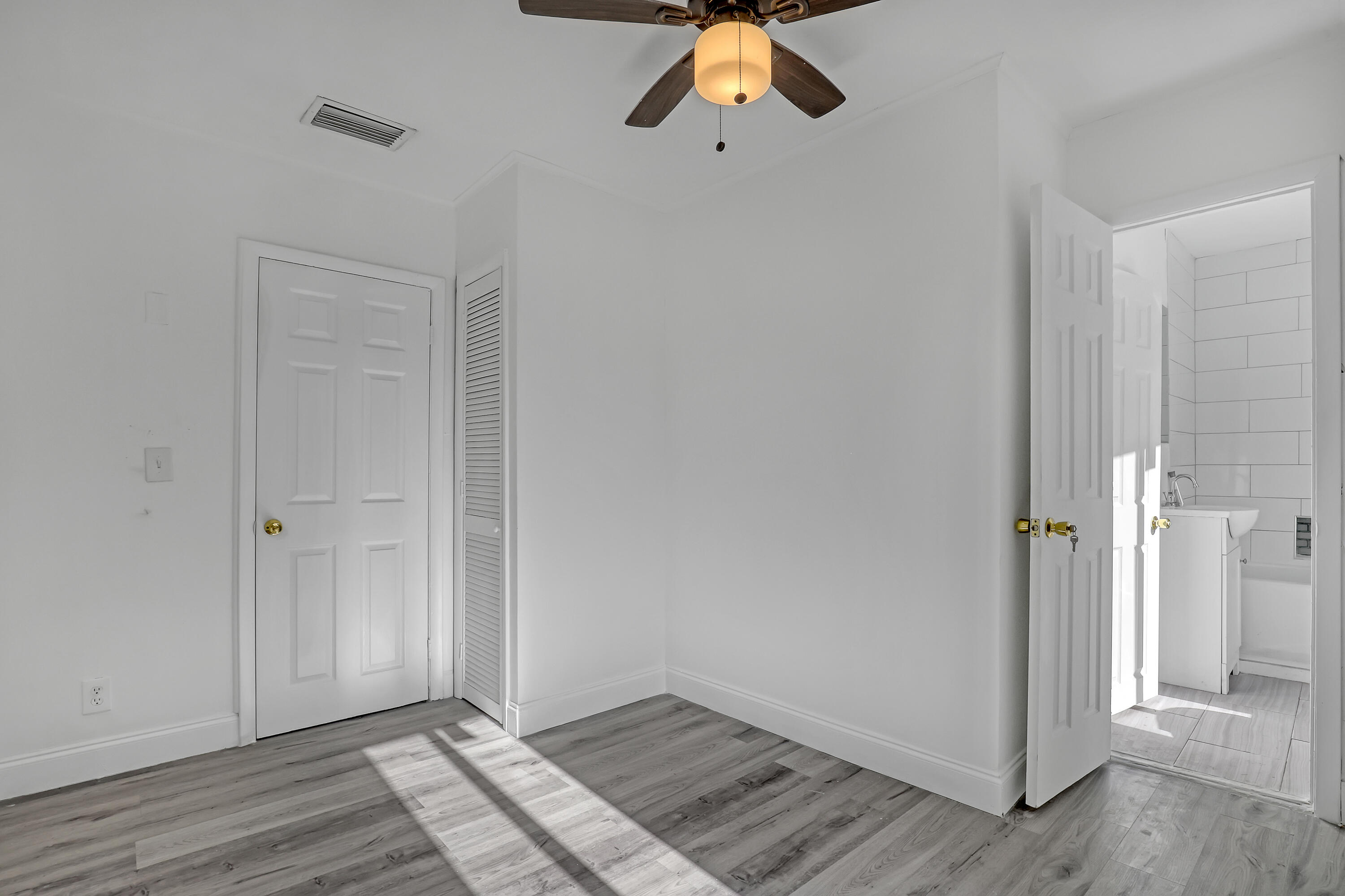 INLET GROVE IN PB 6 P 87 & PB 8 P 14 - Residential Income