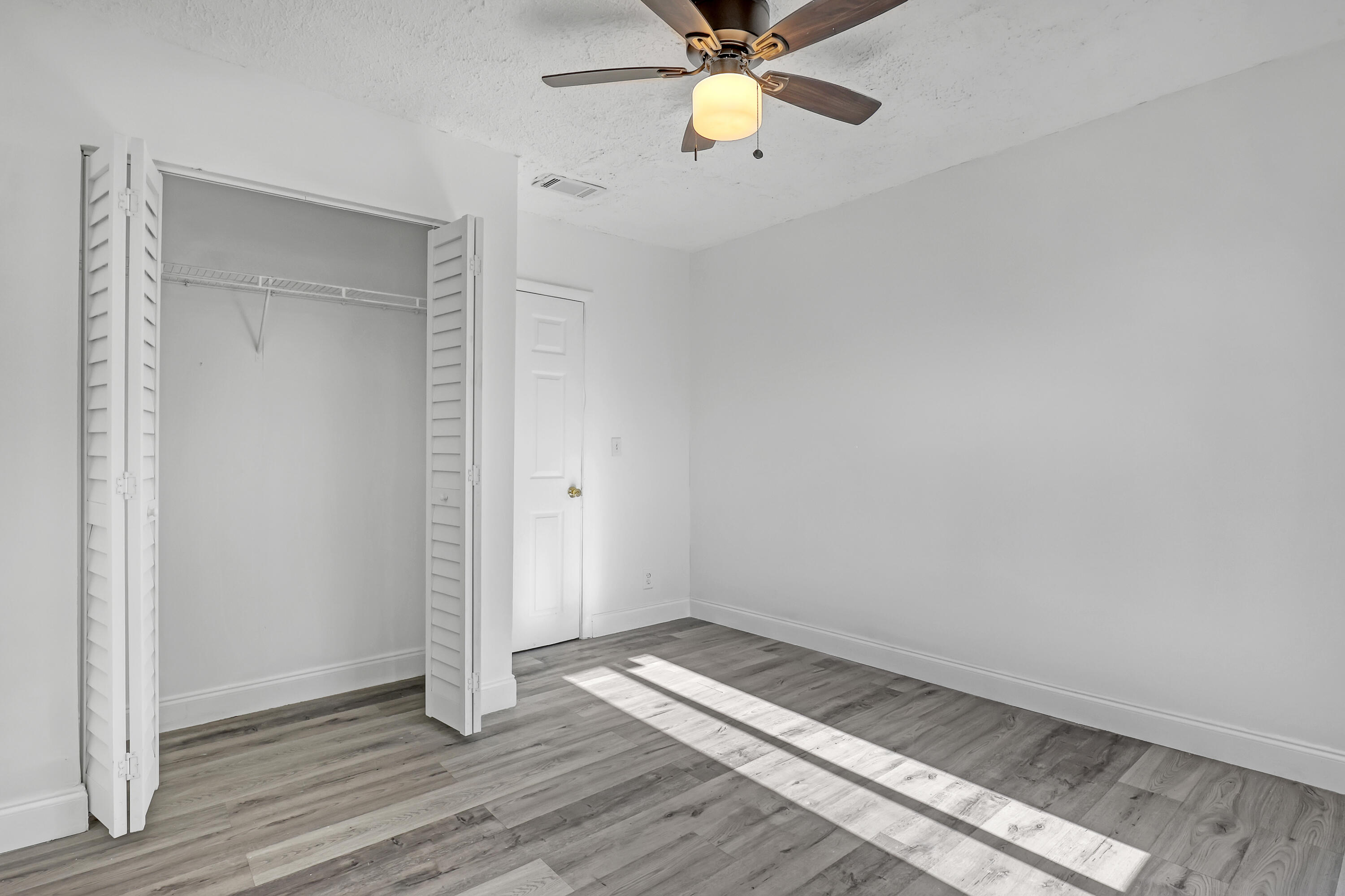 INLET GROVE IN PB 6 P 87 & PB 8 P 14 - Residential Income