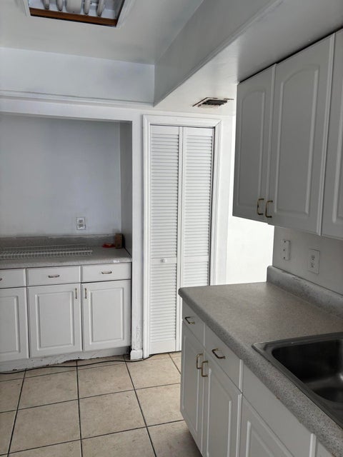 Tiny photo for 7433 SW 13TH Street SW, North Lauderdale, FL 33068 (MLS # B26056721)