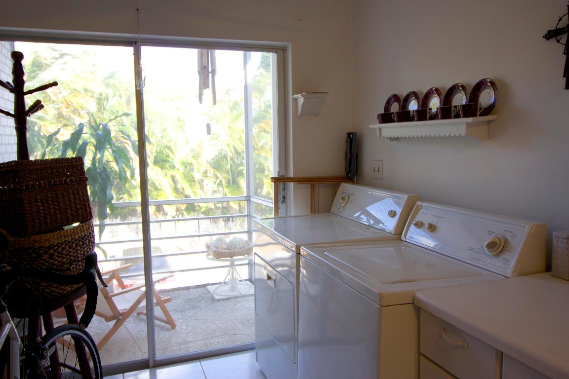 HIDDEN KEY CONDO - Residential