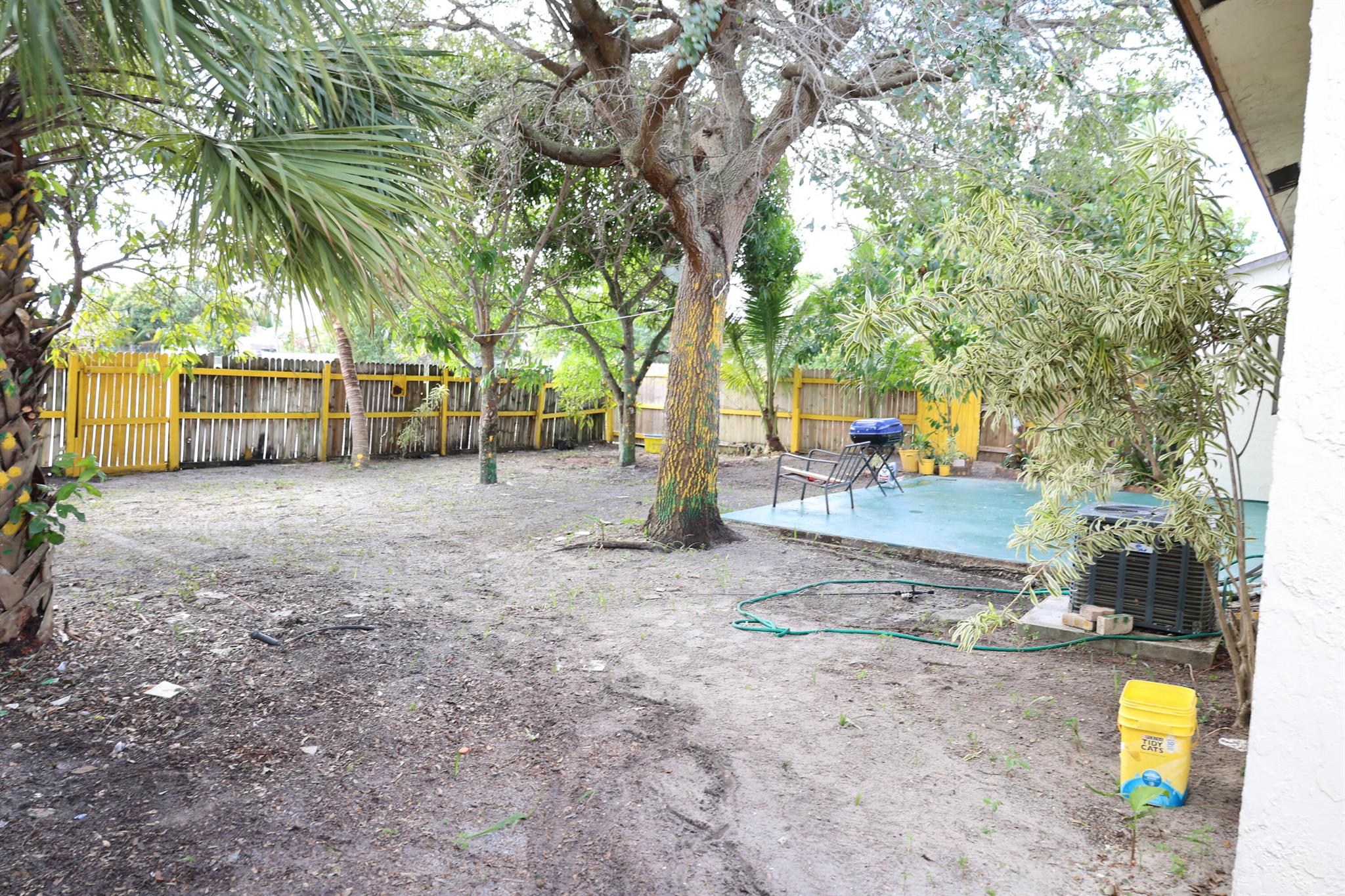 HOMES AT LAWRENCE 1 - Residential Lease