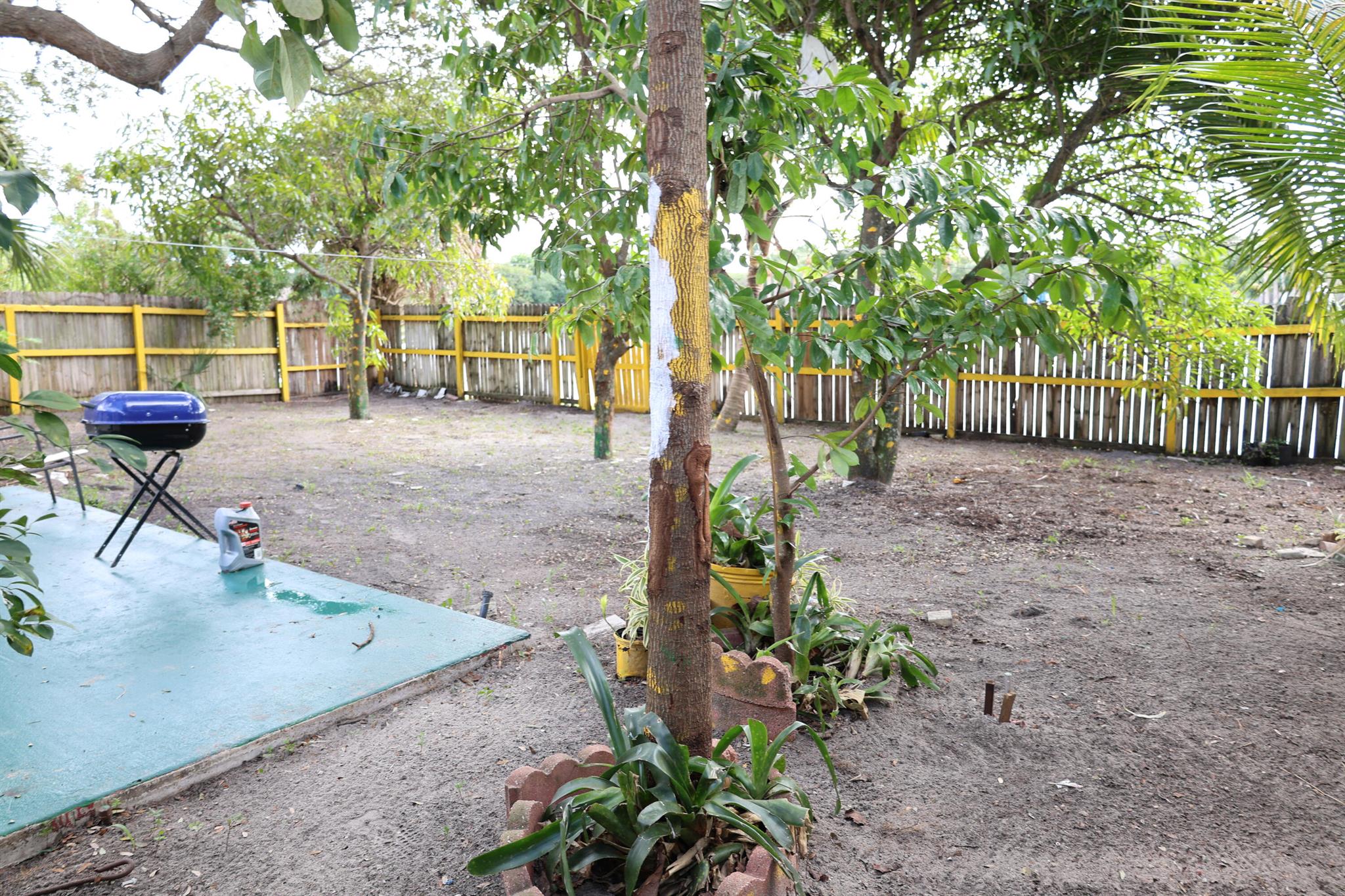 HOMES AT LAWRENCE 1 - Residential Lease