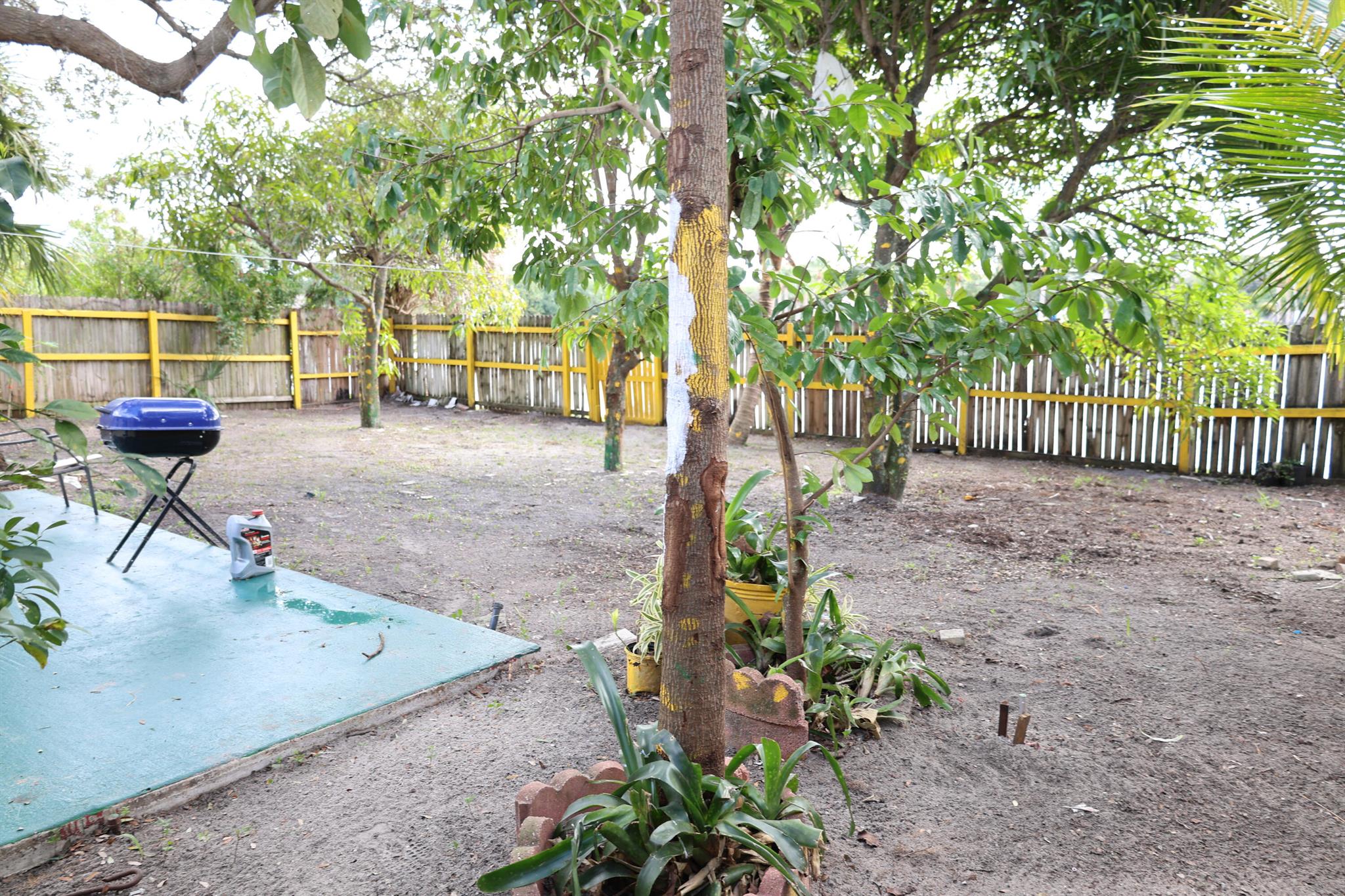 HOMES AT LAWRENCE 1 - Residential Lease