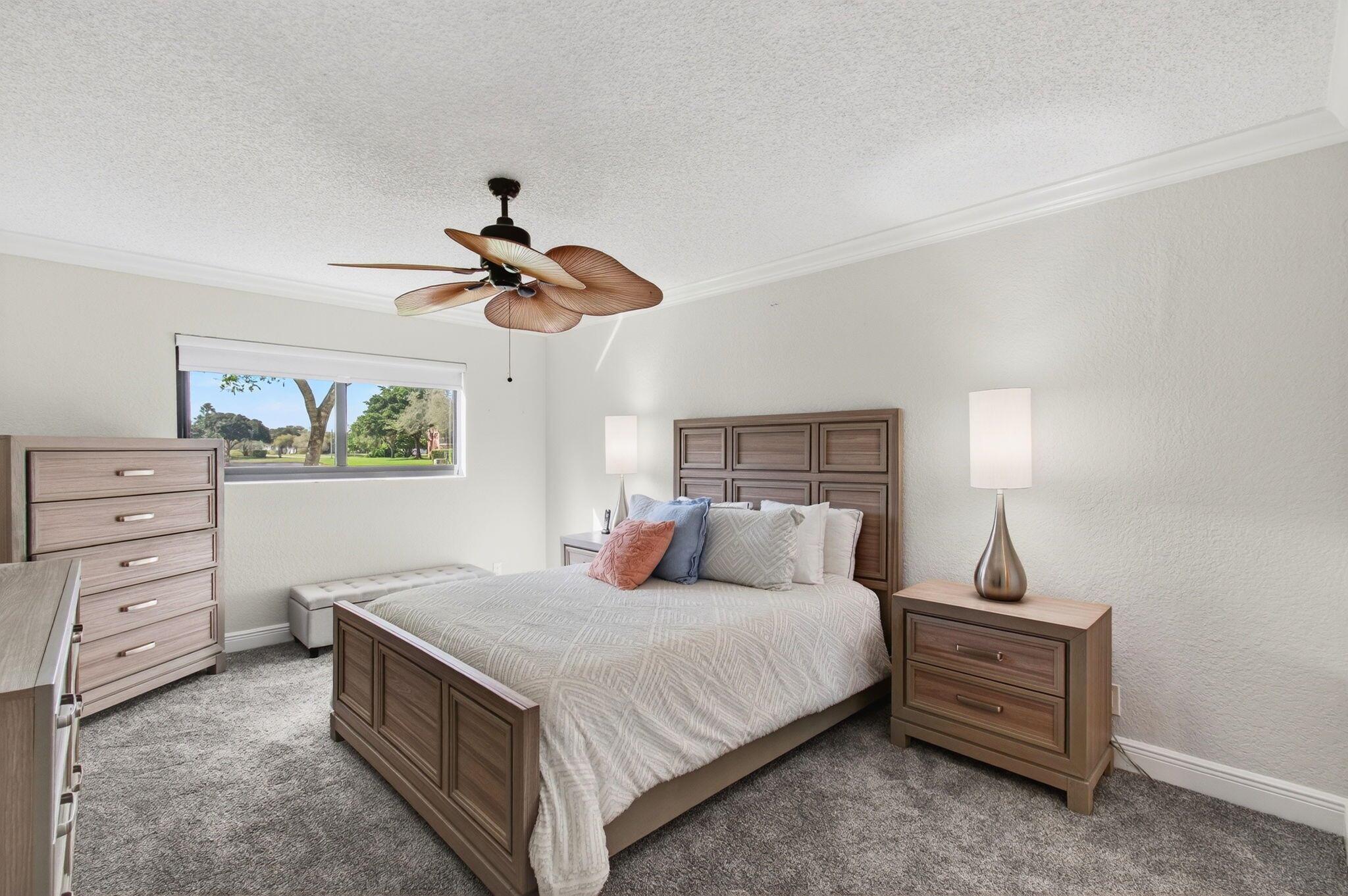 WATERSEDGE AT THE LAKES O - Residential