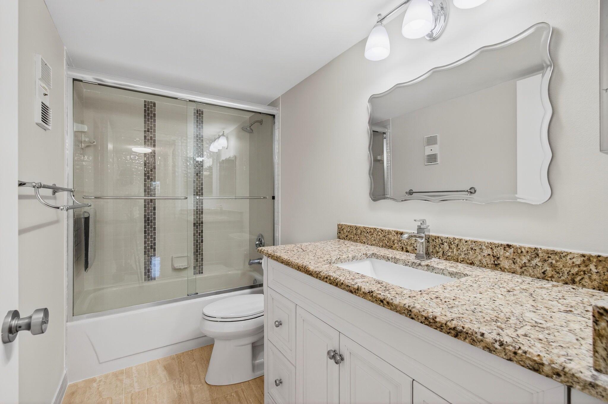 WATERSEDGE AT THE LAKES O - Residential