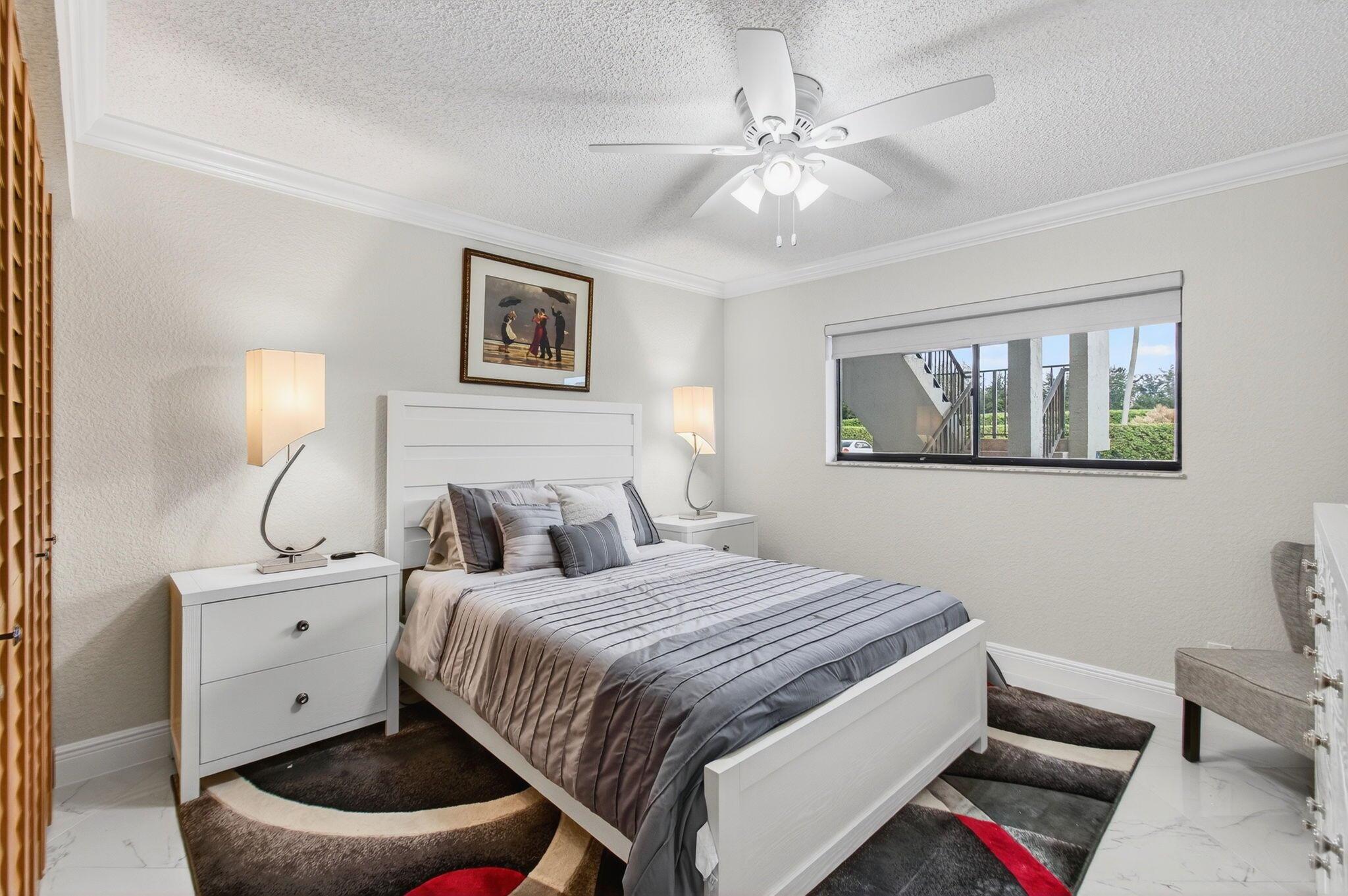 WATERSEDGE AT THE LAKES O - Residential