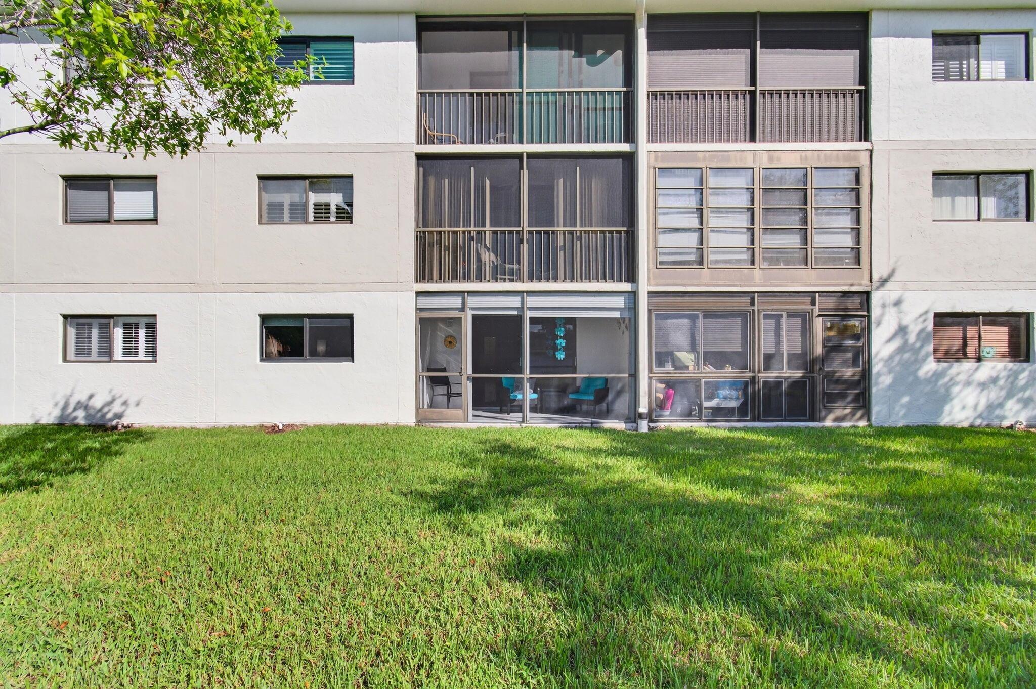 WATERSEDGE AT THE LAKES O - Residential