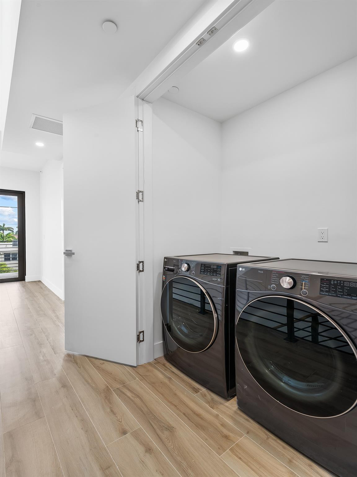 8Hundred North - Residential