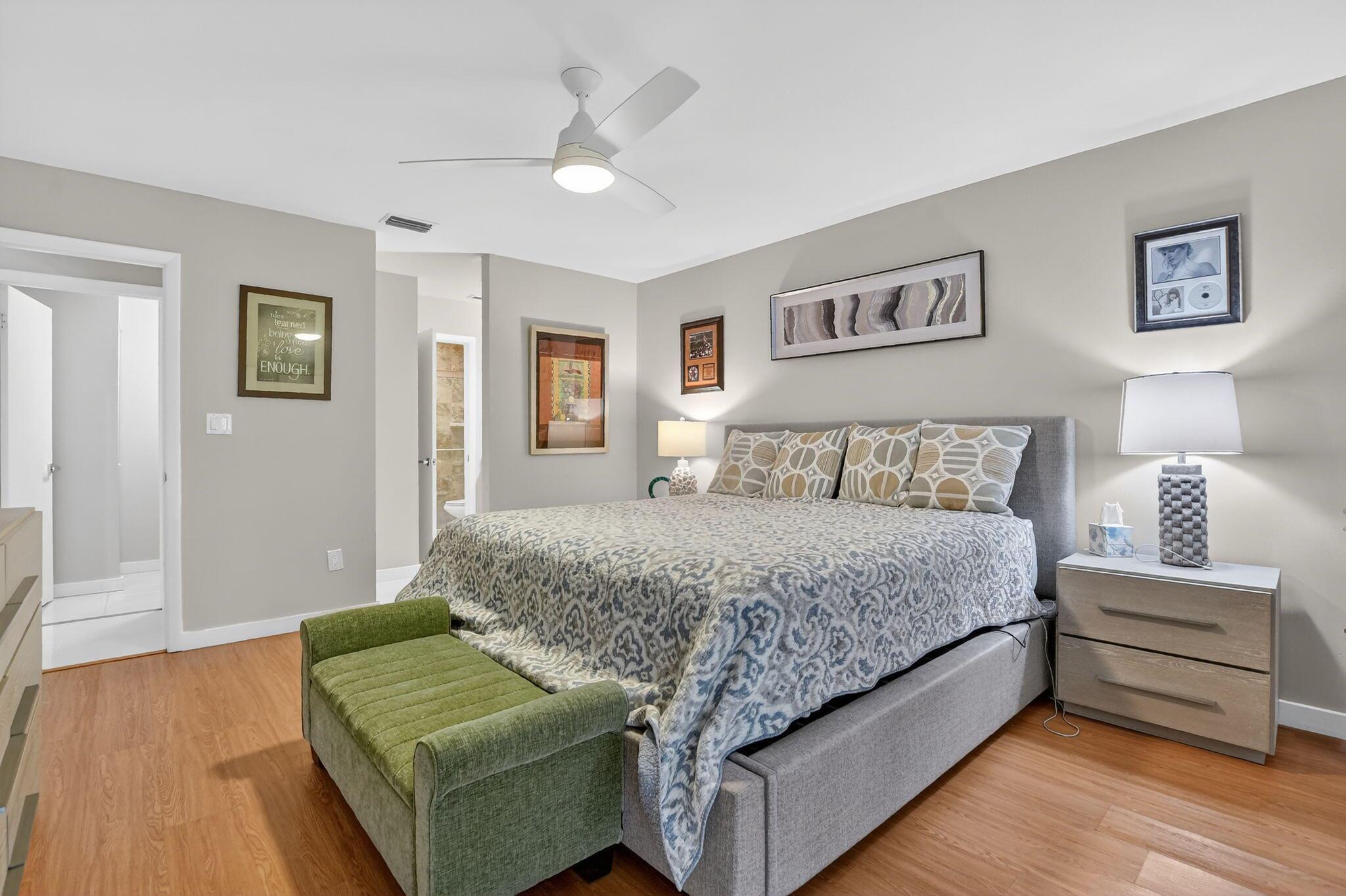 BOCA GLADES - Residential