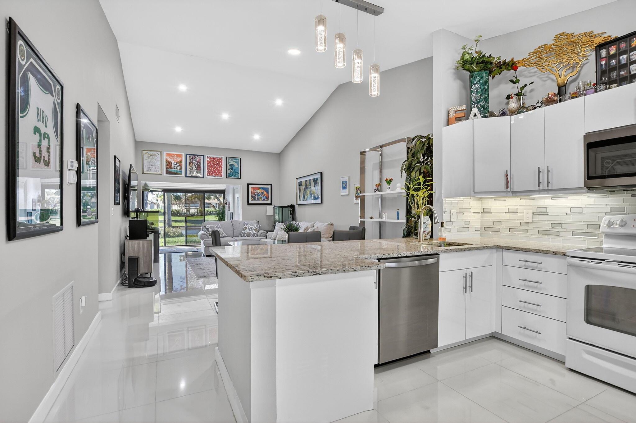 8479 Boca Glades Boulevard E