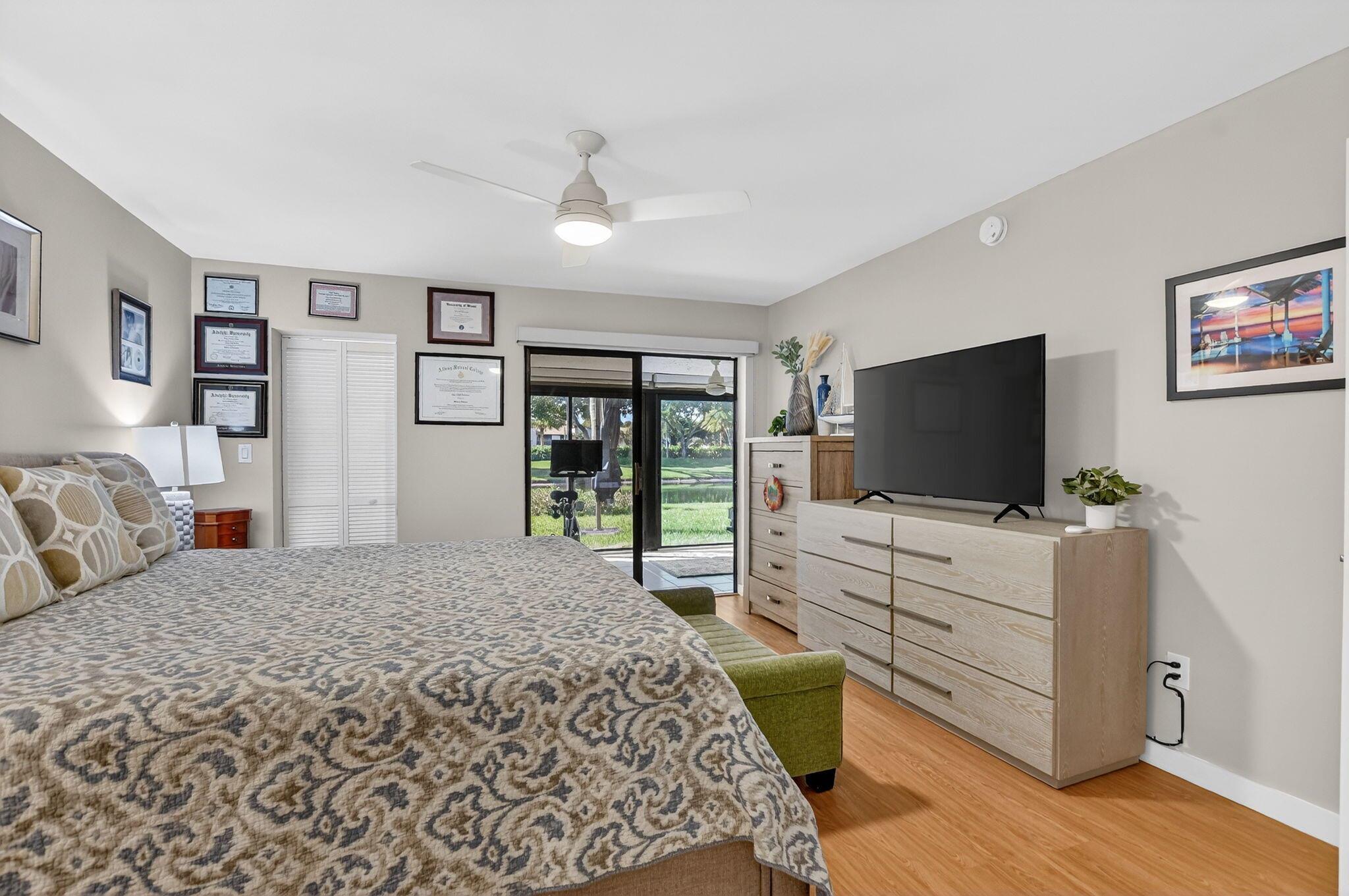 BOCA GLADES - Residential