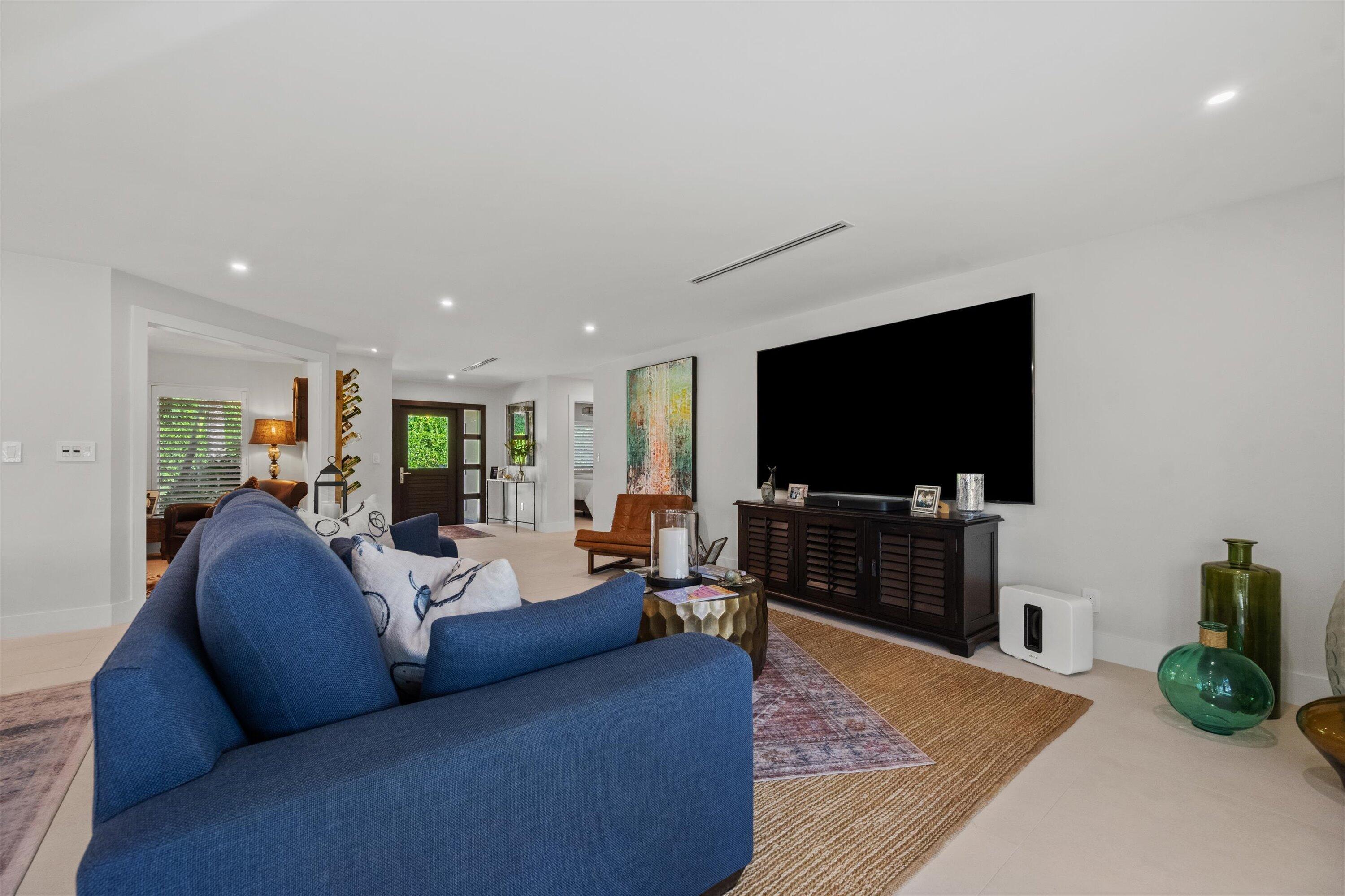 THE SOUNDINGS - Residential