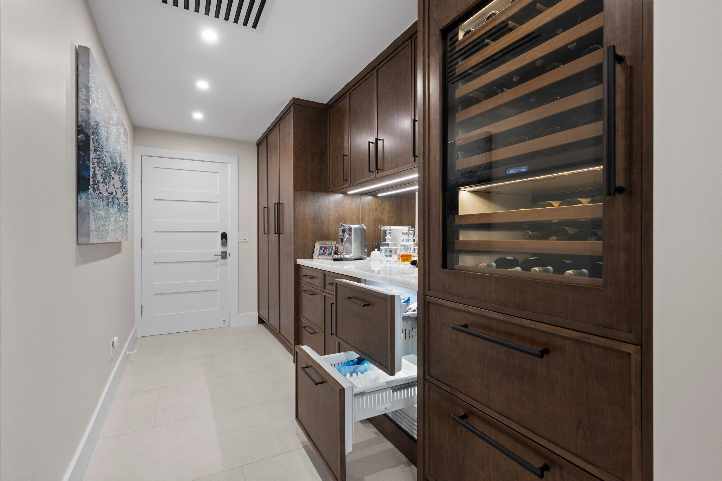 THE SOUNDINGS - Residential