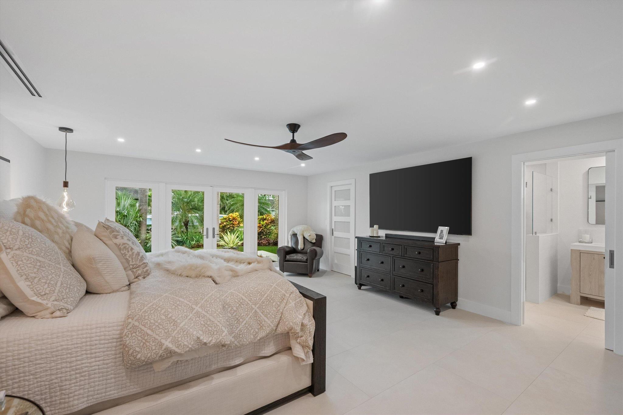 THE SOUNDINGS - Residential