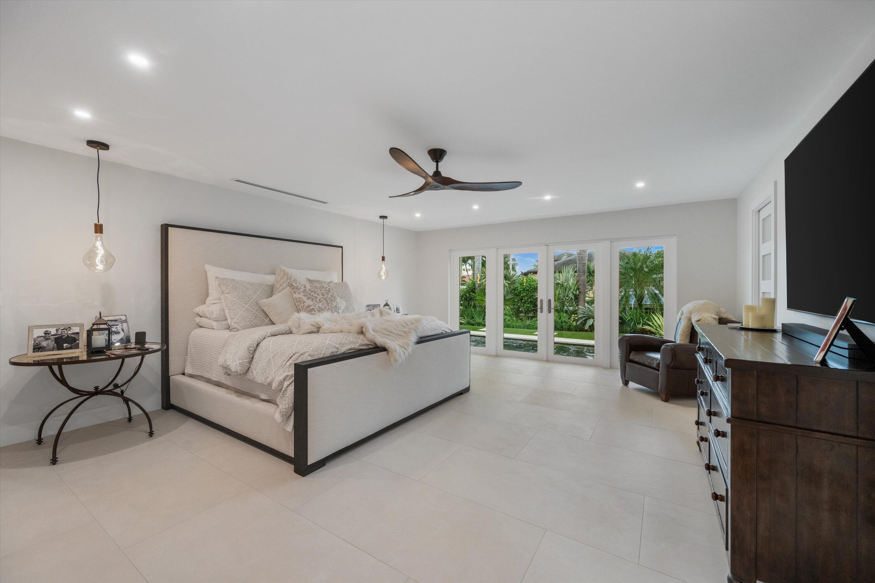 THE SOUNDINGS - Residential