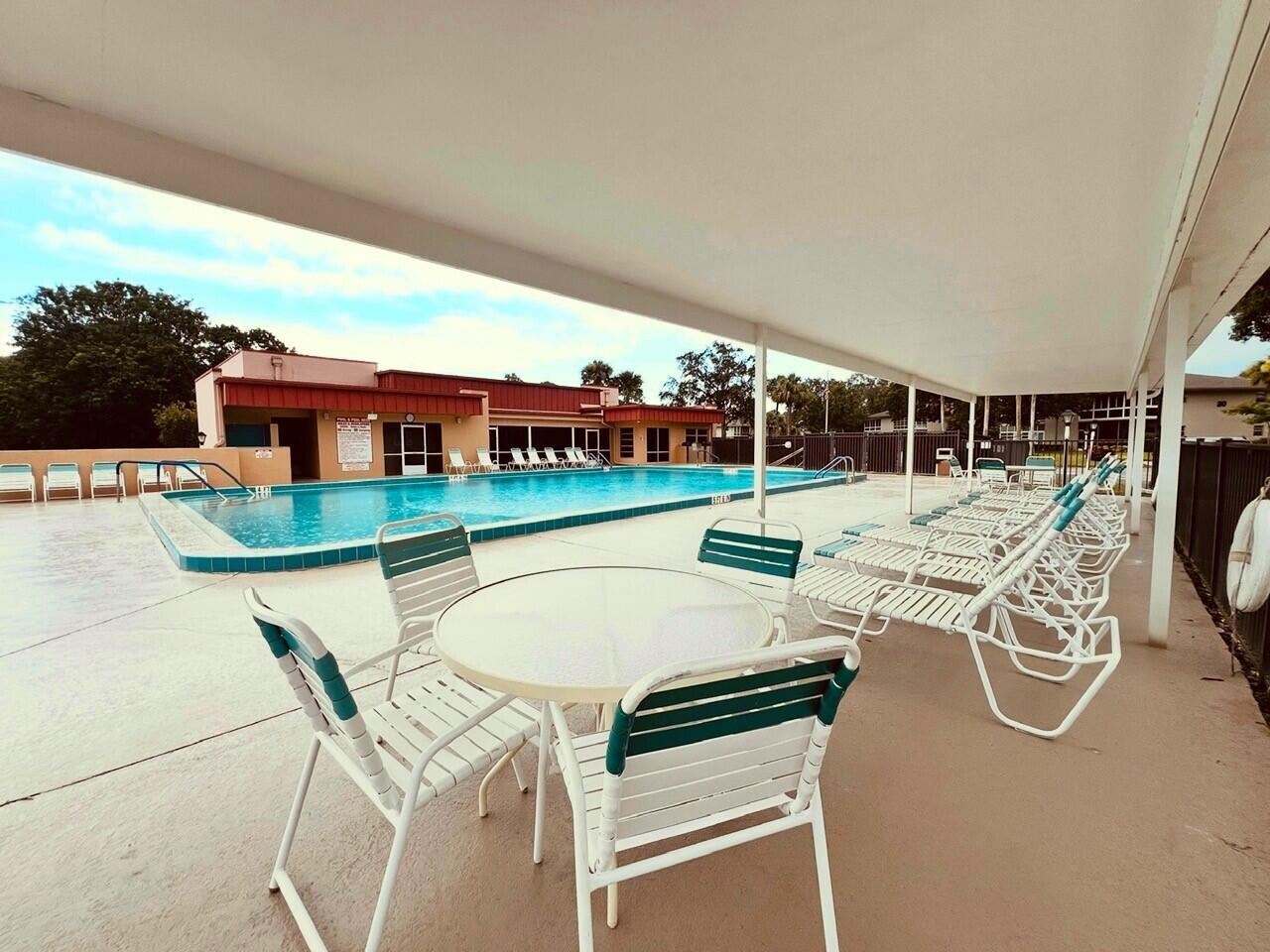 VISTA ST LUCIE - Residential