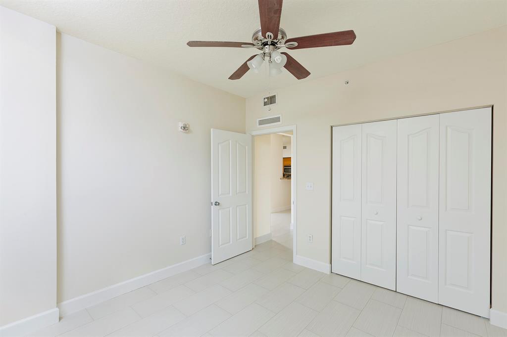 PINEAPPLE GROVE VILLAGE CONDO - Residential