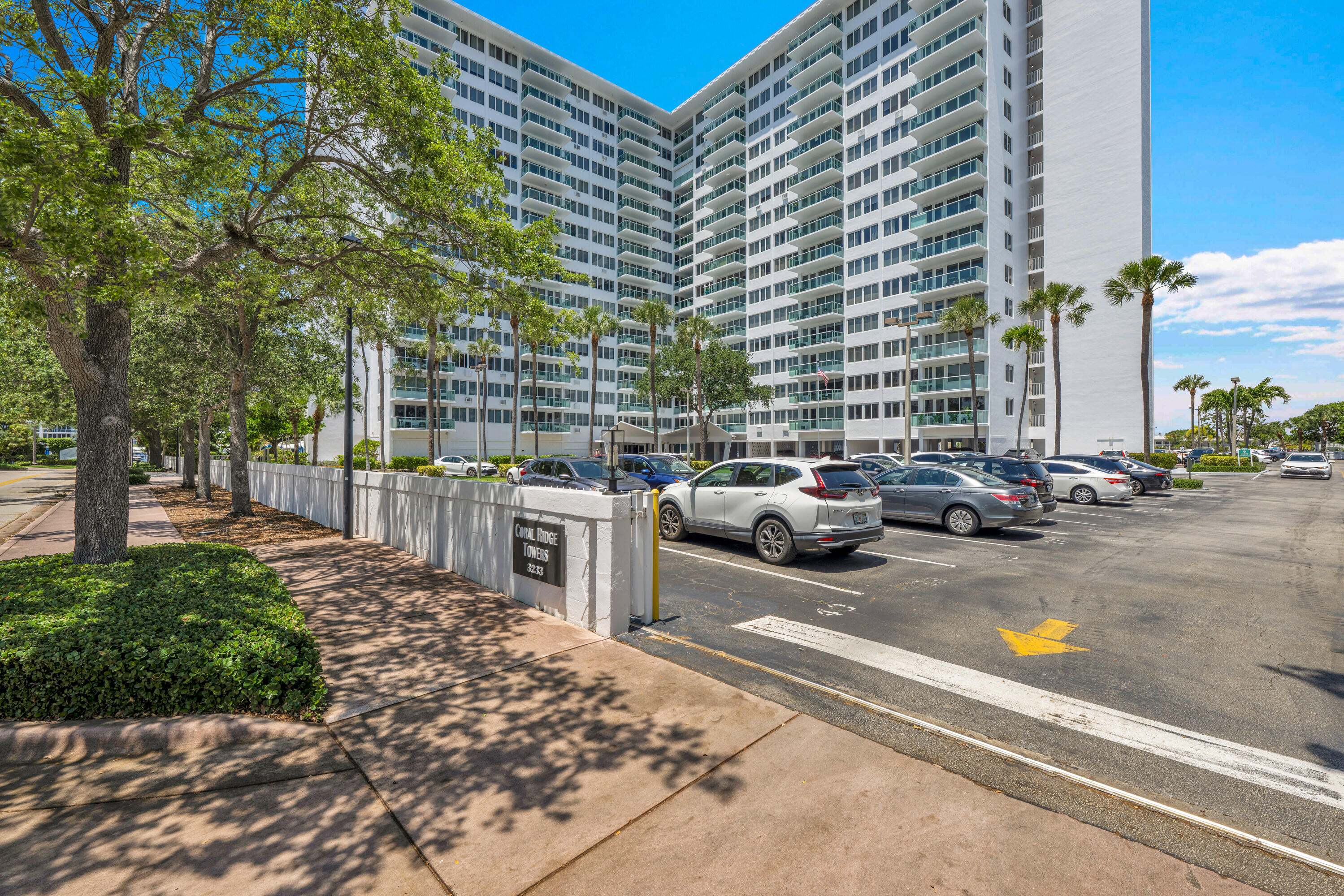 CORAL RIDGE TOWERS CO-OP - Residential