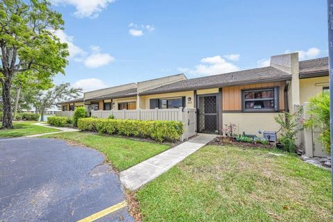 643 Banks Rd Margate FL 33063