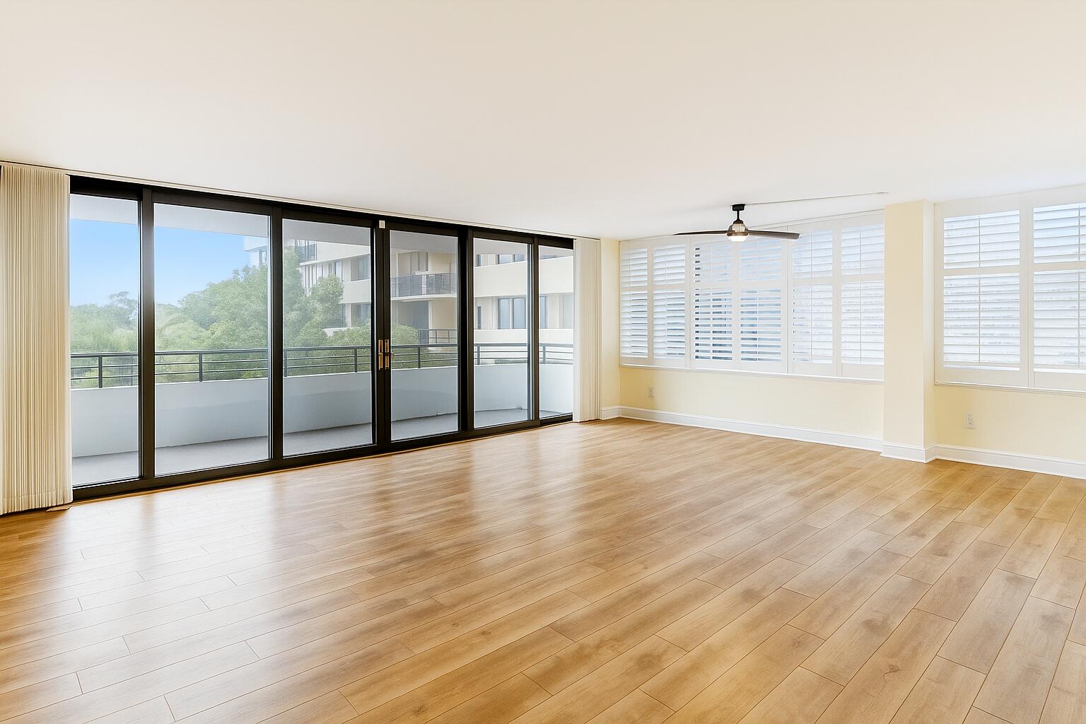 MAYFAIR HOUSE CONDO - Residential