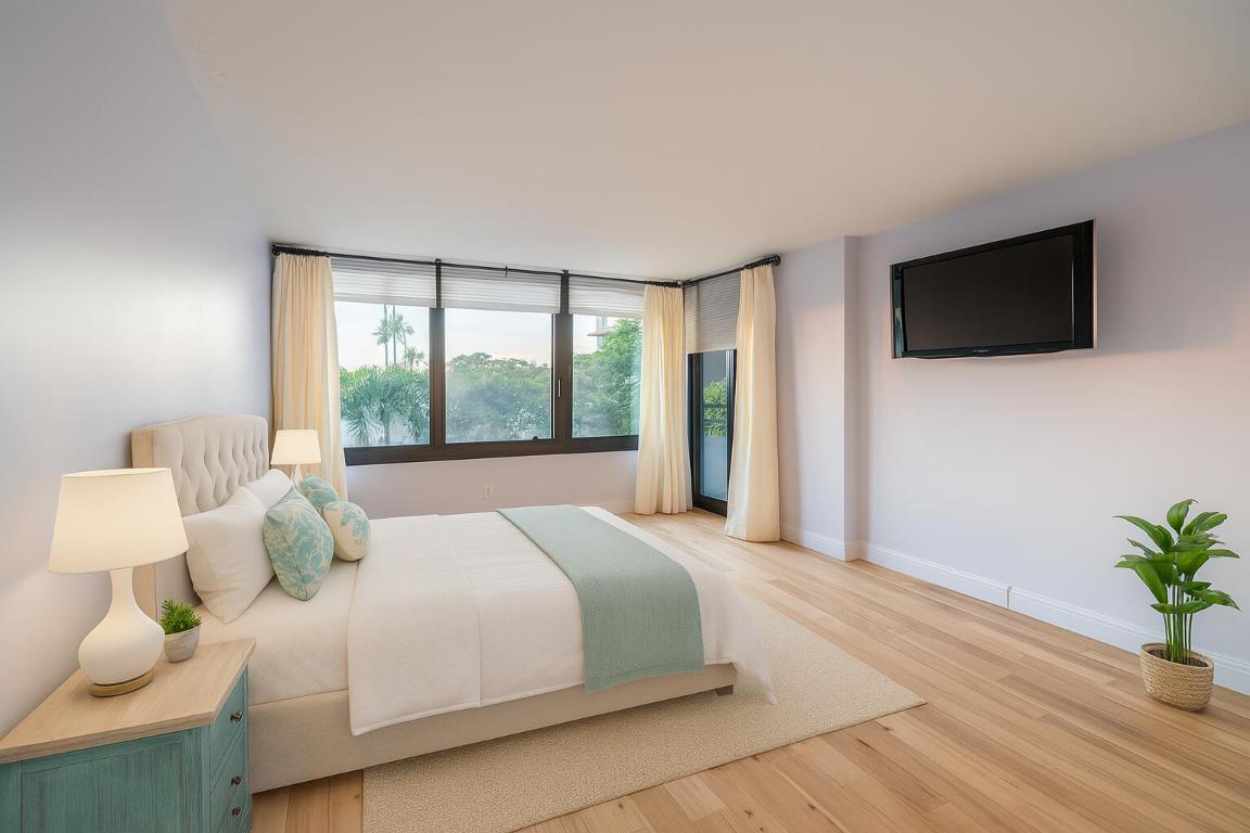 MAYFAIR HOUSE CONDO - Residential