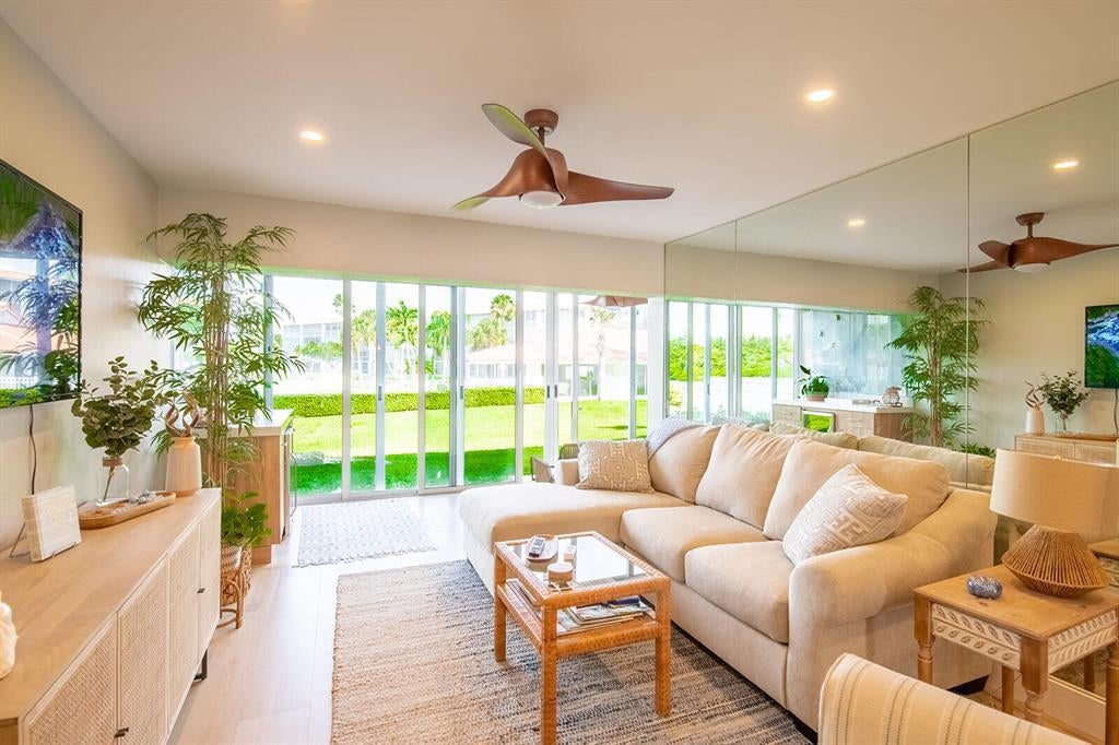Photo of 101 NE 19th Avenue #Unit 126, Deerfield Beach, FL 33441 (MLS # B26061011)