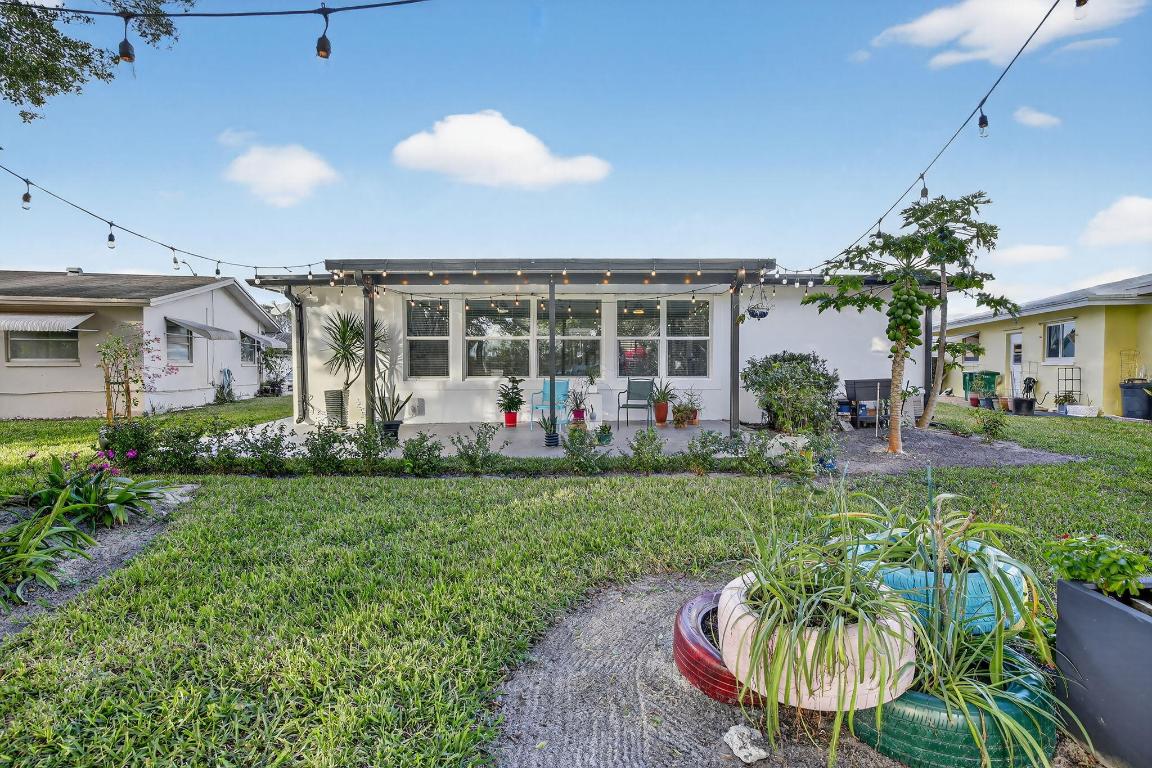 MAINLANDS OF TAMARAC LAKES - Residential