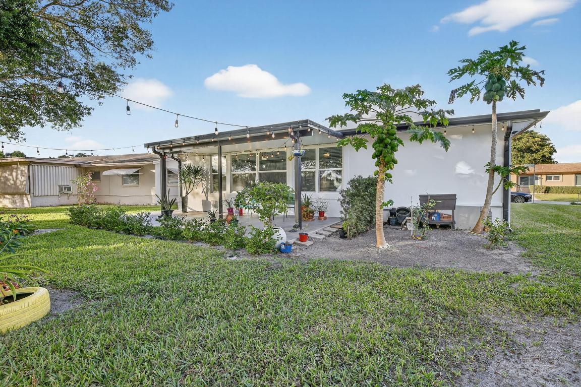 MAINLANDS OF TAMARAC LAKES - Residential