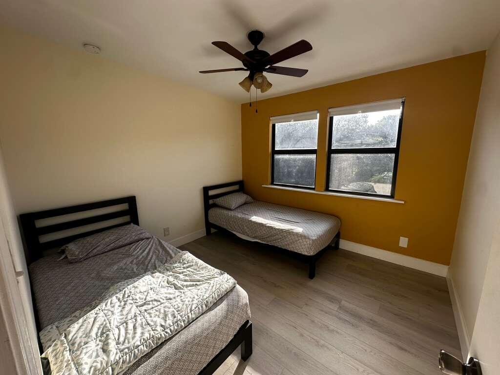 BOCA RATON HILLS SEC 3 - Residential