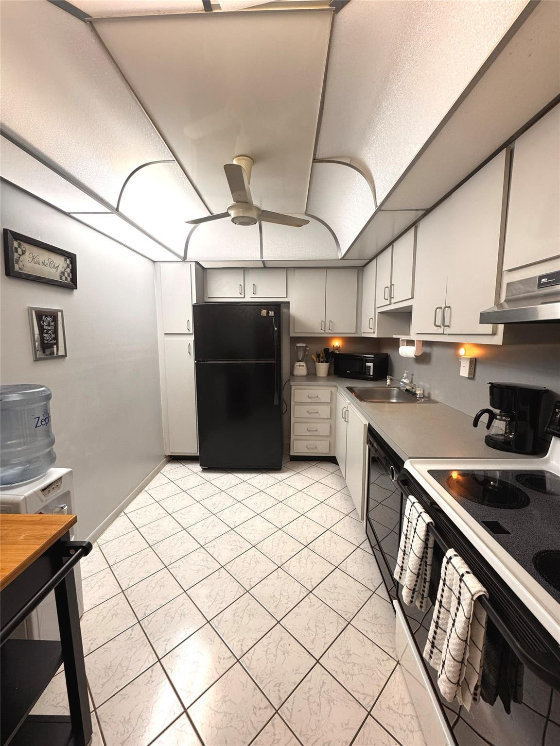 CONCORD VILLAGE CONDO V - Residential