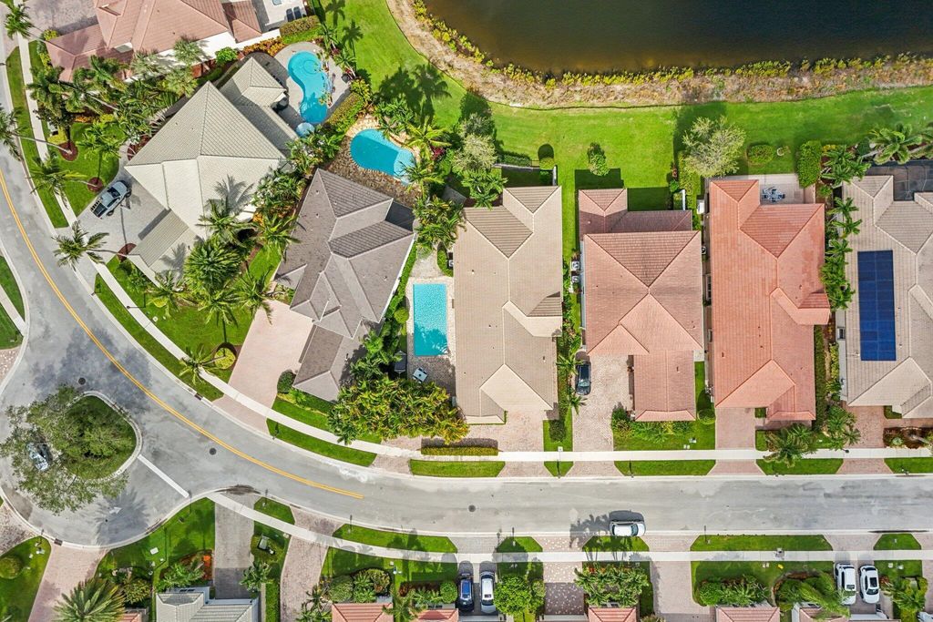 Photo of 154 Via Condado Way, Palm Beach Gardens, FL 33418 (MLS # R11111158)