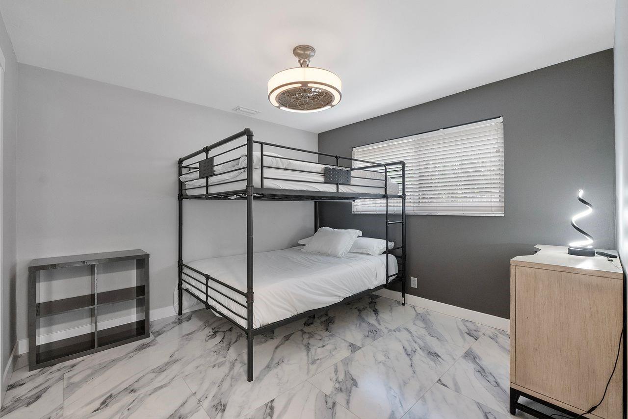 Hillbrook 30-4 B - Residential