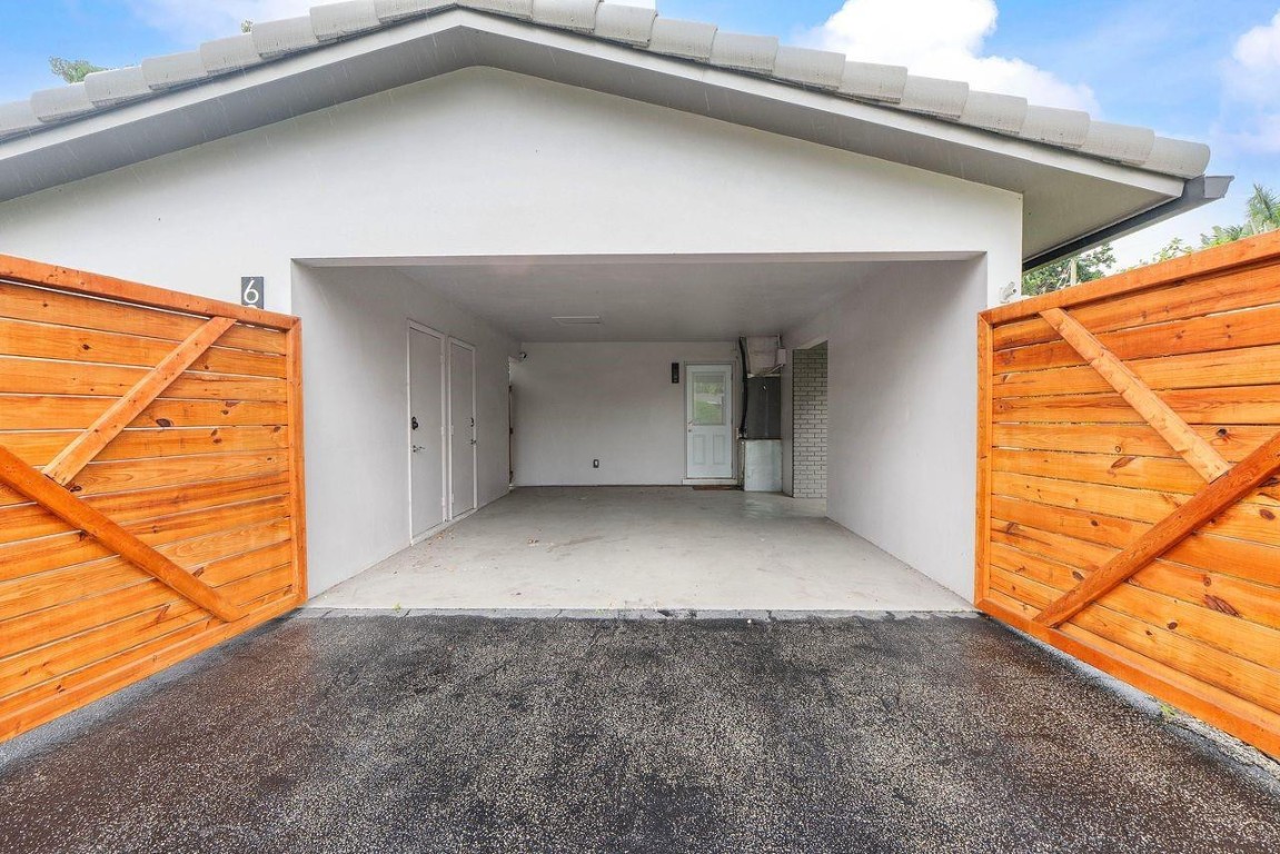 Hillbrook 30-4 B - Residential