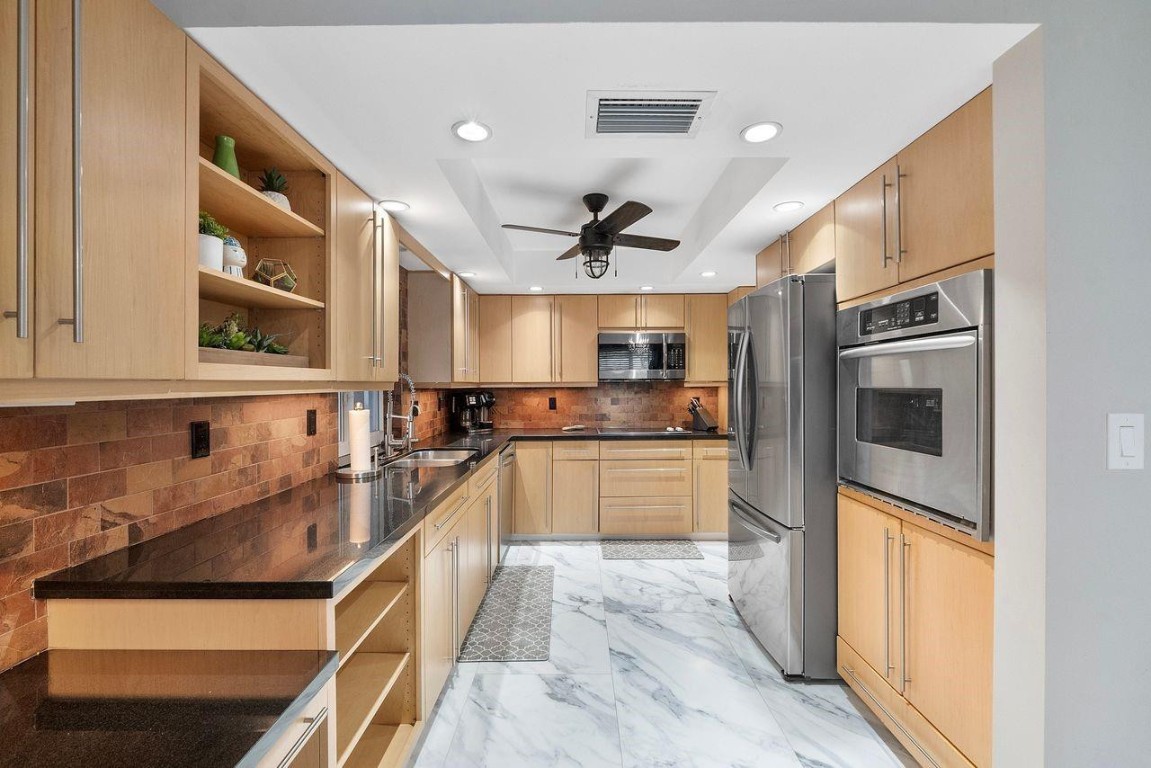 Hillbrook 30-4 B - Residential