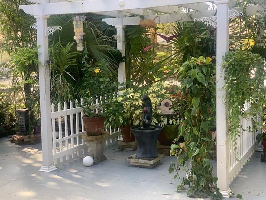 HIGHLY DESIRABLE ONE STORY VILLA IN SUN TERRACE -  TILE THROUGHOUT WITH WALL UNIT.  WELL KEPT.
A spacious screened in private patio expands your living space for entertaining or quiet retreat. The resort style community pool is a short walk away as is the library,hospital & PB State. 2 miles to Gardens Mall, Downtown at the Gardens & TraderJoes